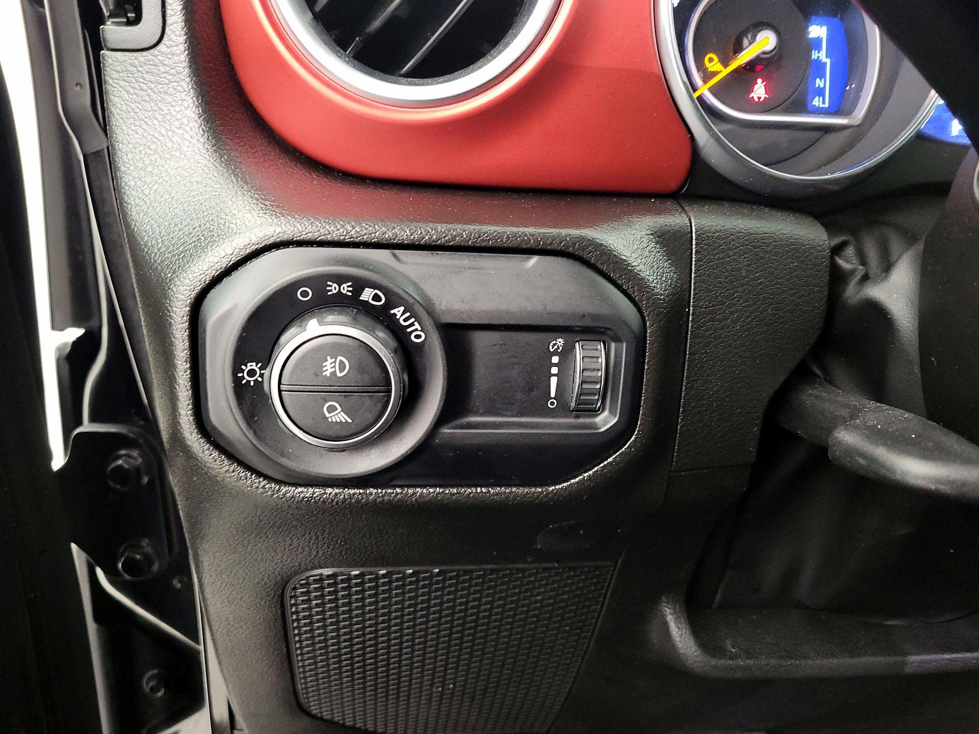 Thumbnail: 2023 Jeep Gladiator - 13