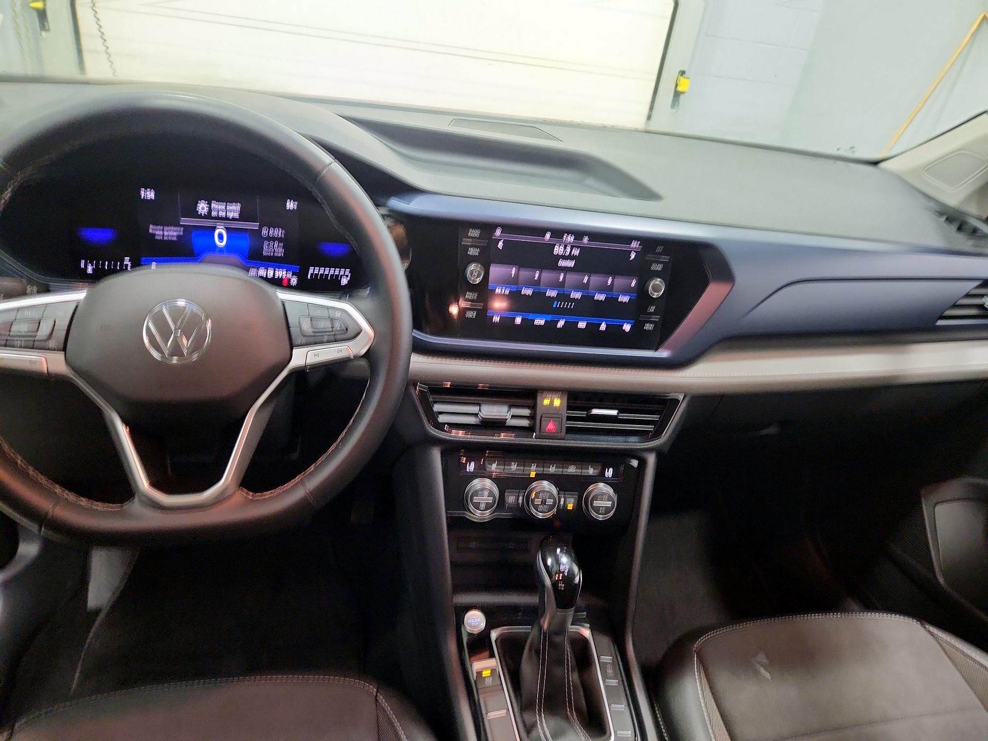 Thumbnail: 2024 Volkswagen Taos - 9