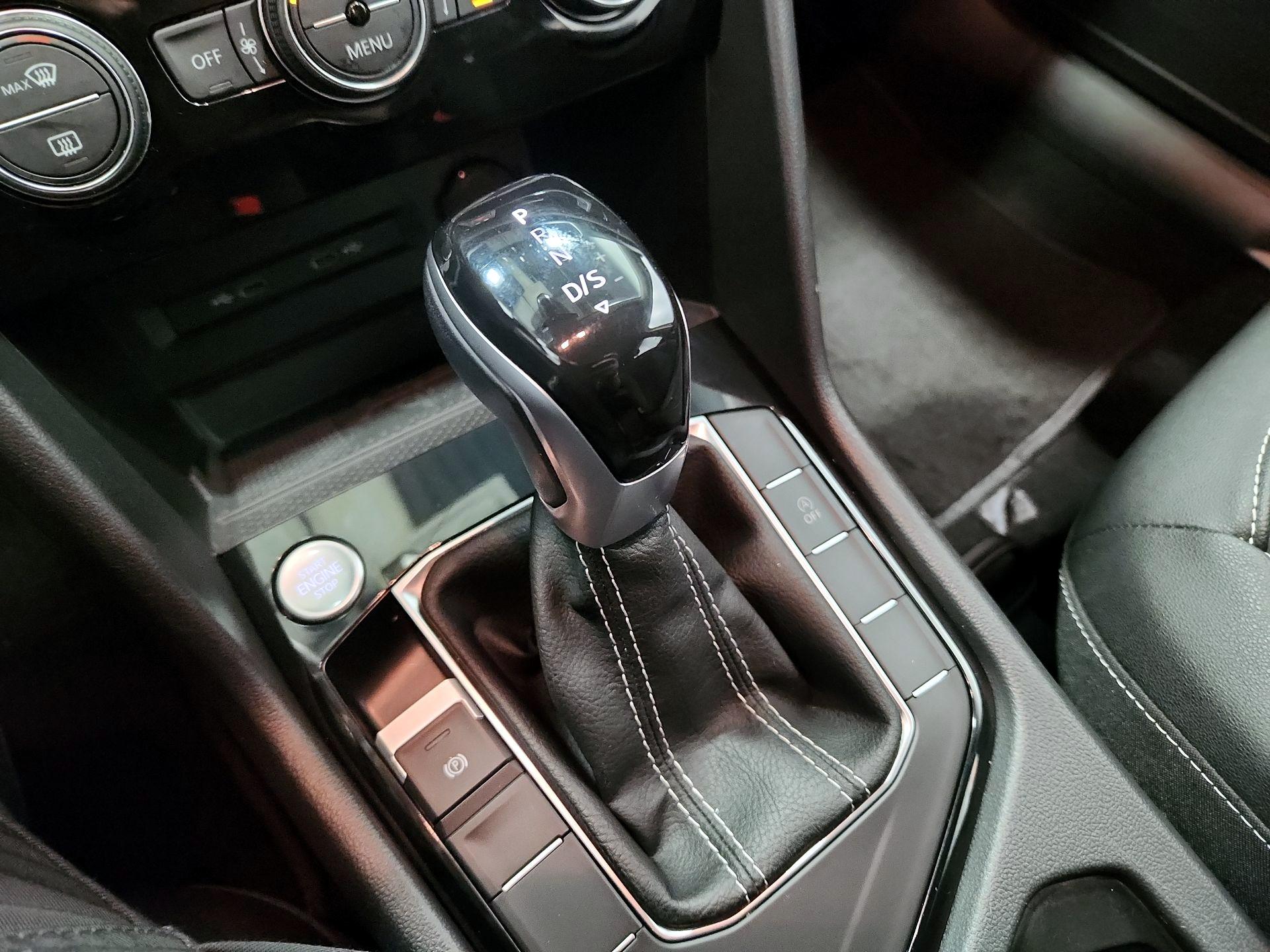 Thumbnail: 2024 Volkswagen Taos - 17