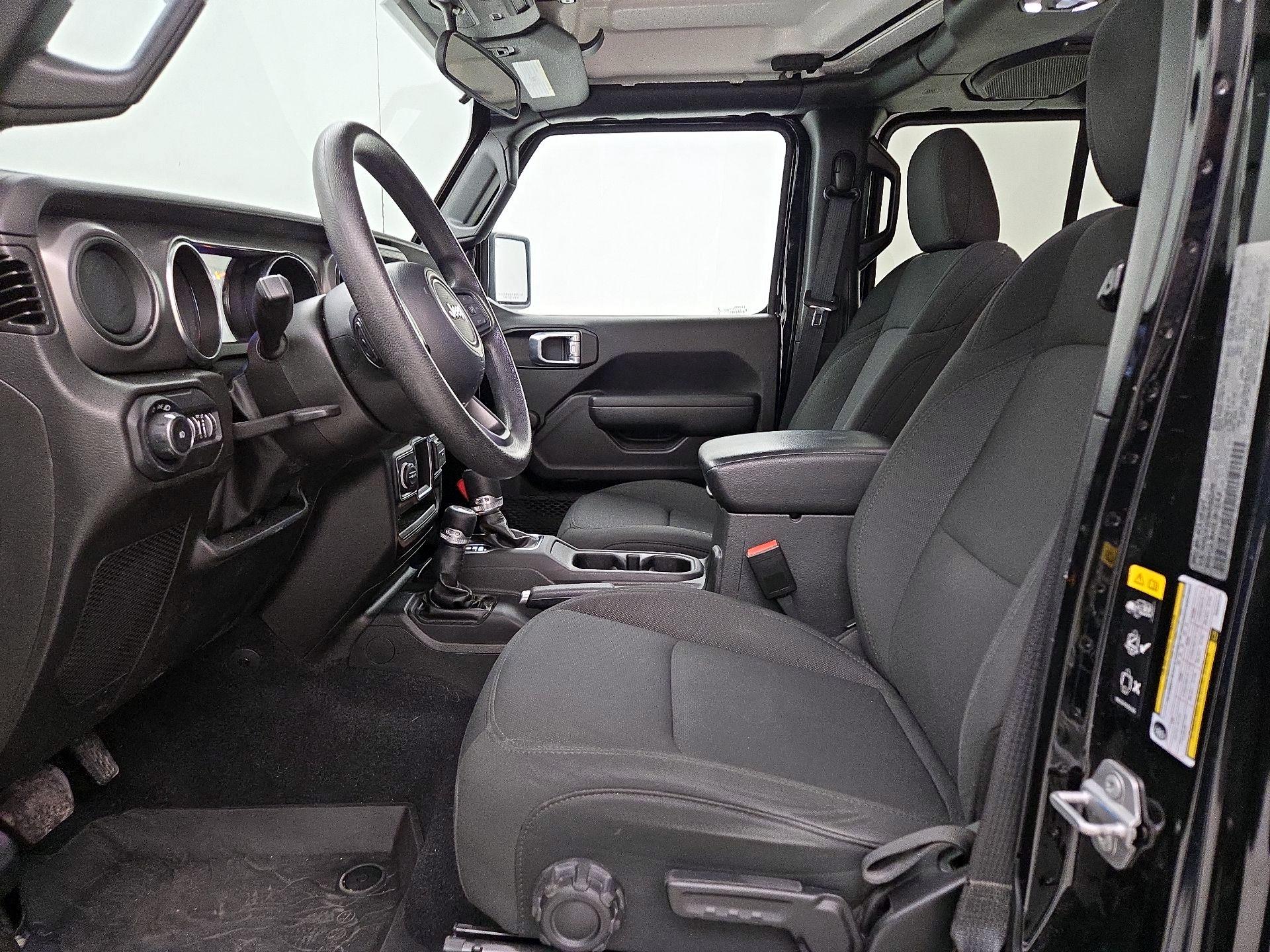 Thumbnail: 2022 Jeep Wrangler - 11