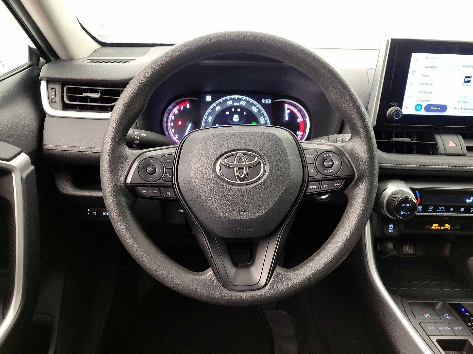 Thumbnail: 2024 Toyota RAV4 - 10