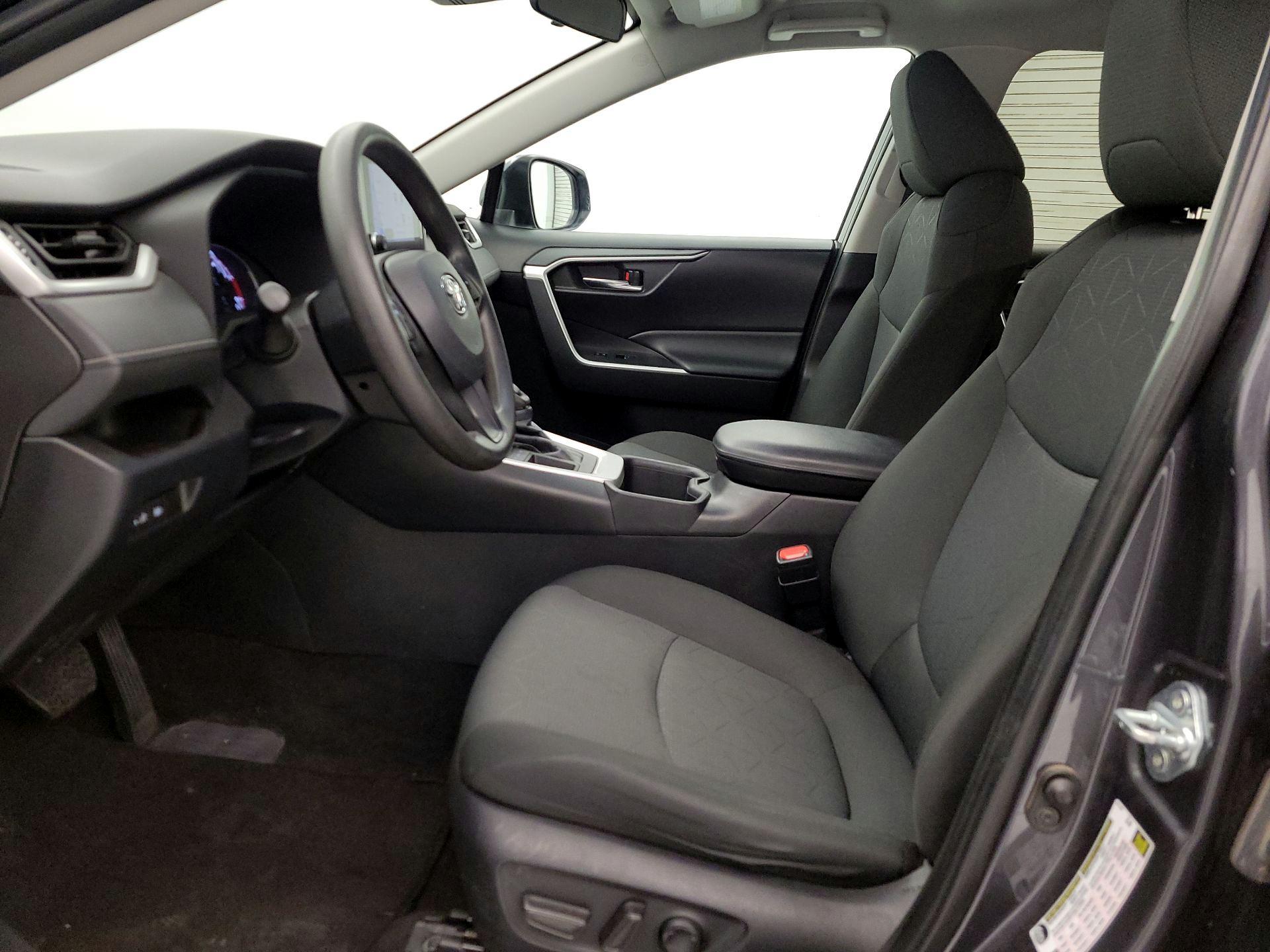 Thumbnail: 2024 Toyota RAV4 - 11