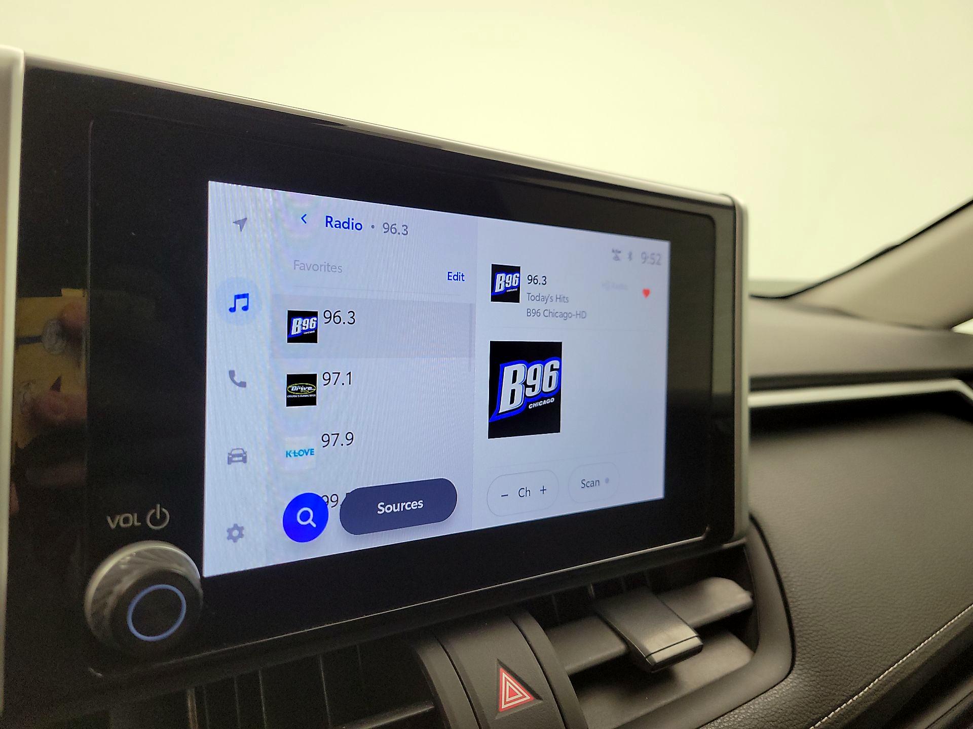 Thumbnail: 2024 Toyota RAV4 - 16