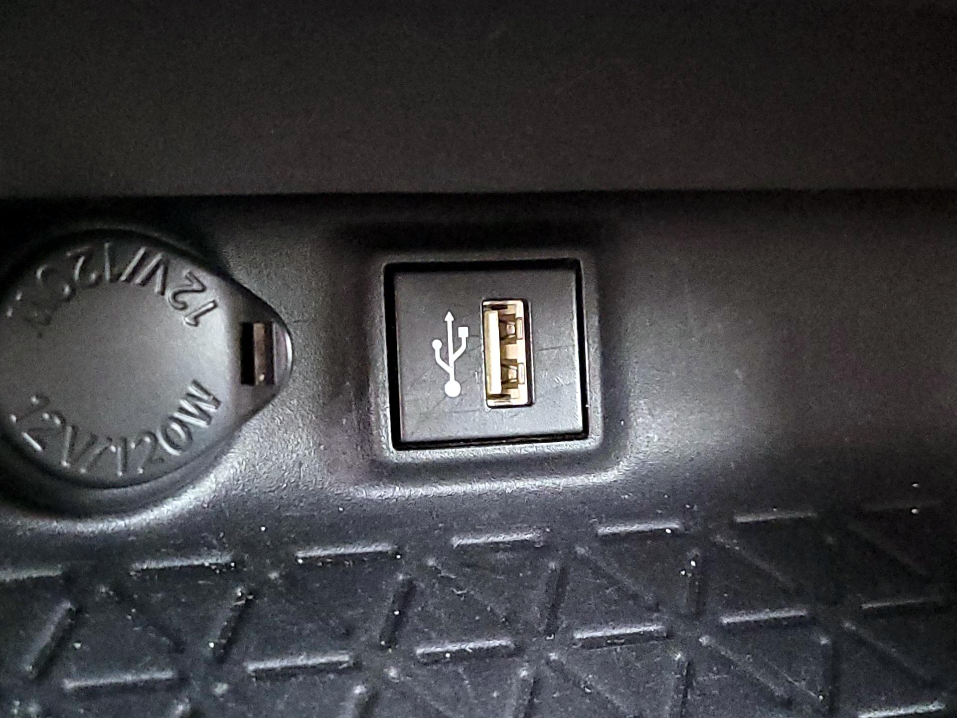 Thumbnail: 2024 Toyota RAV4 - 19