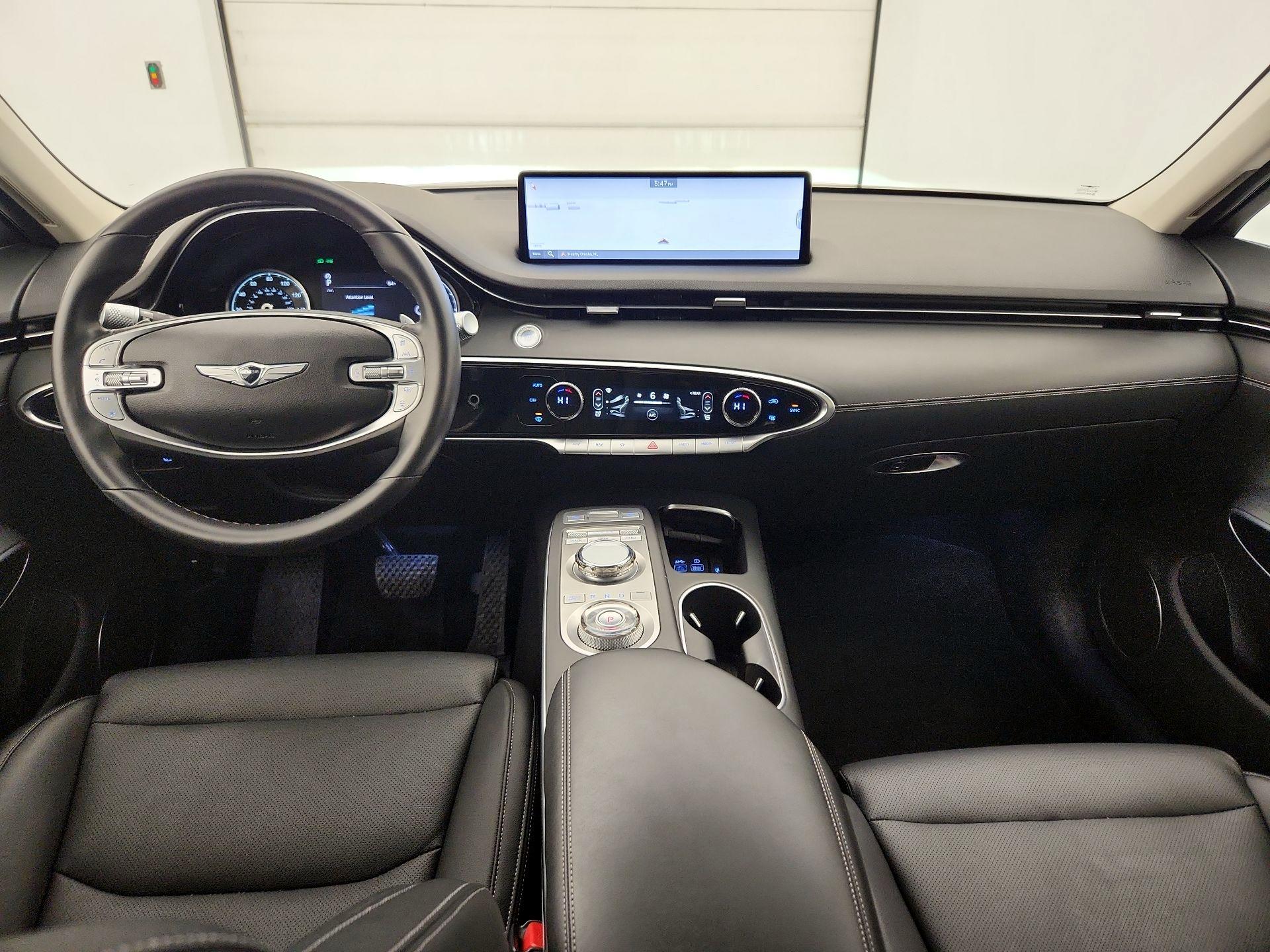 Thumbnail: 2025 Genesis GV70 - 9