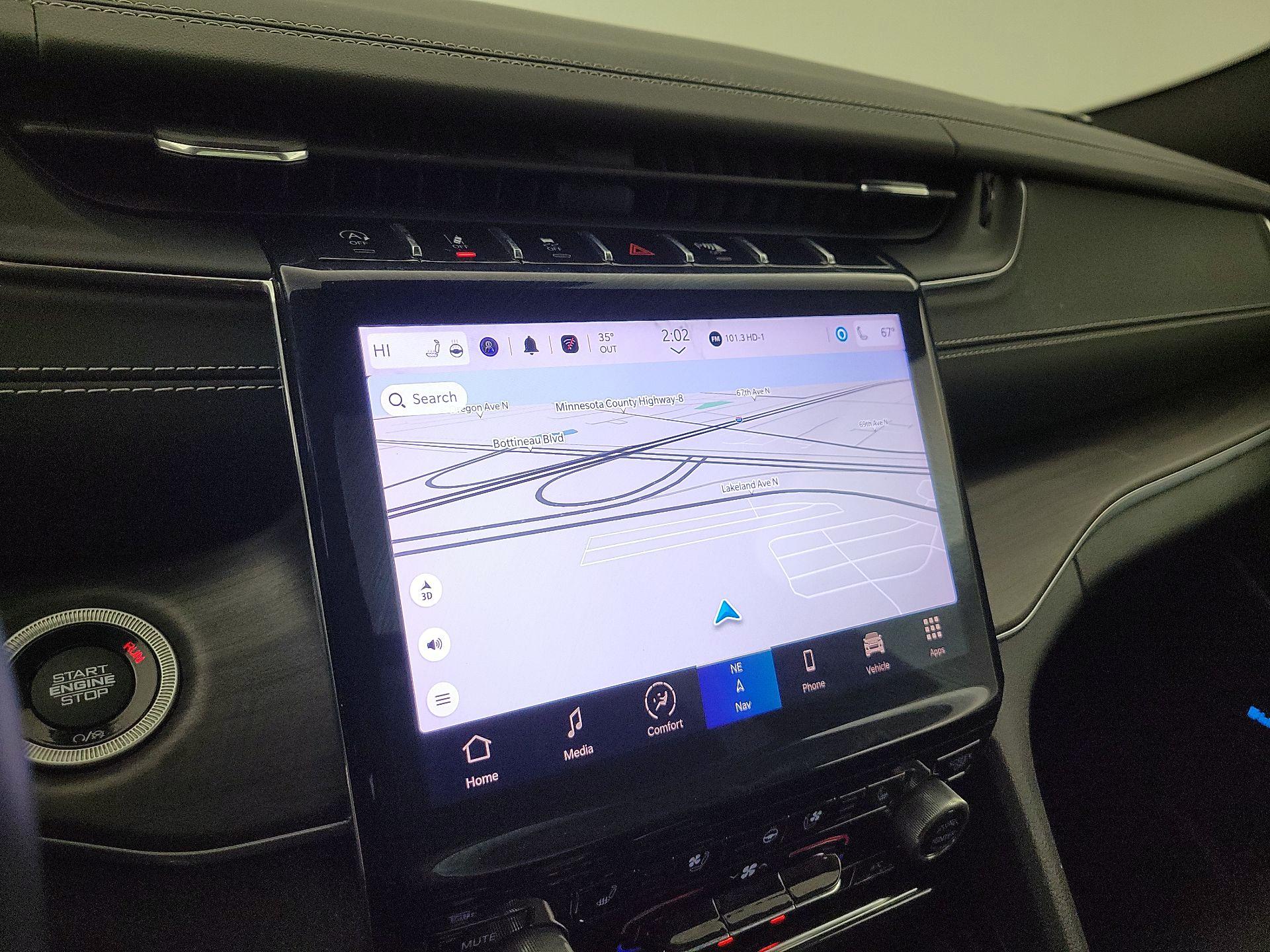 Thumbnail: 2022 Jeep Grand Cherokee - 14