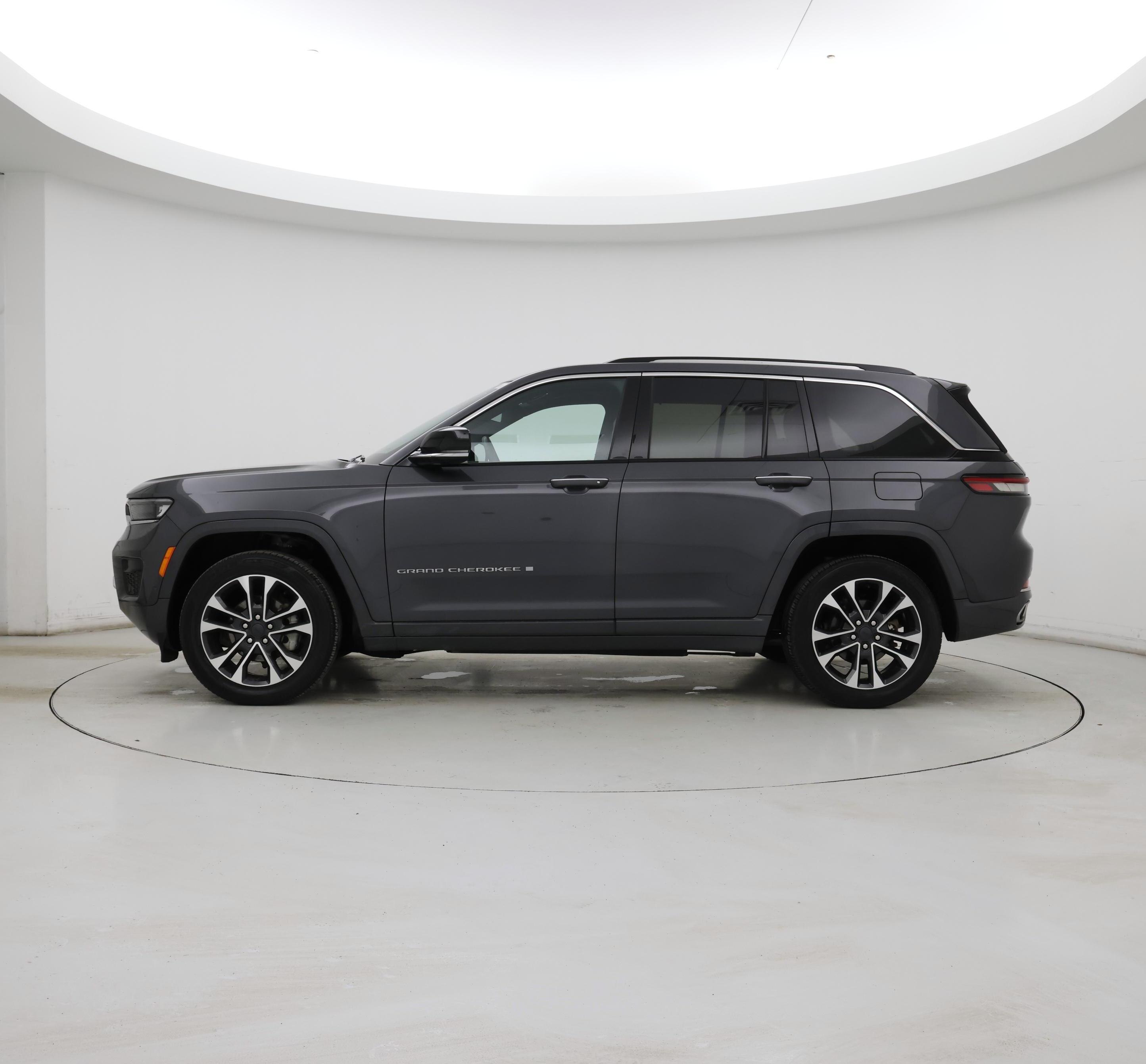 Thumbnail: 2022 Jeep Grand Cherokee - 3