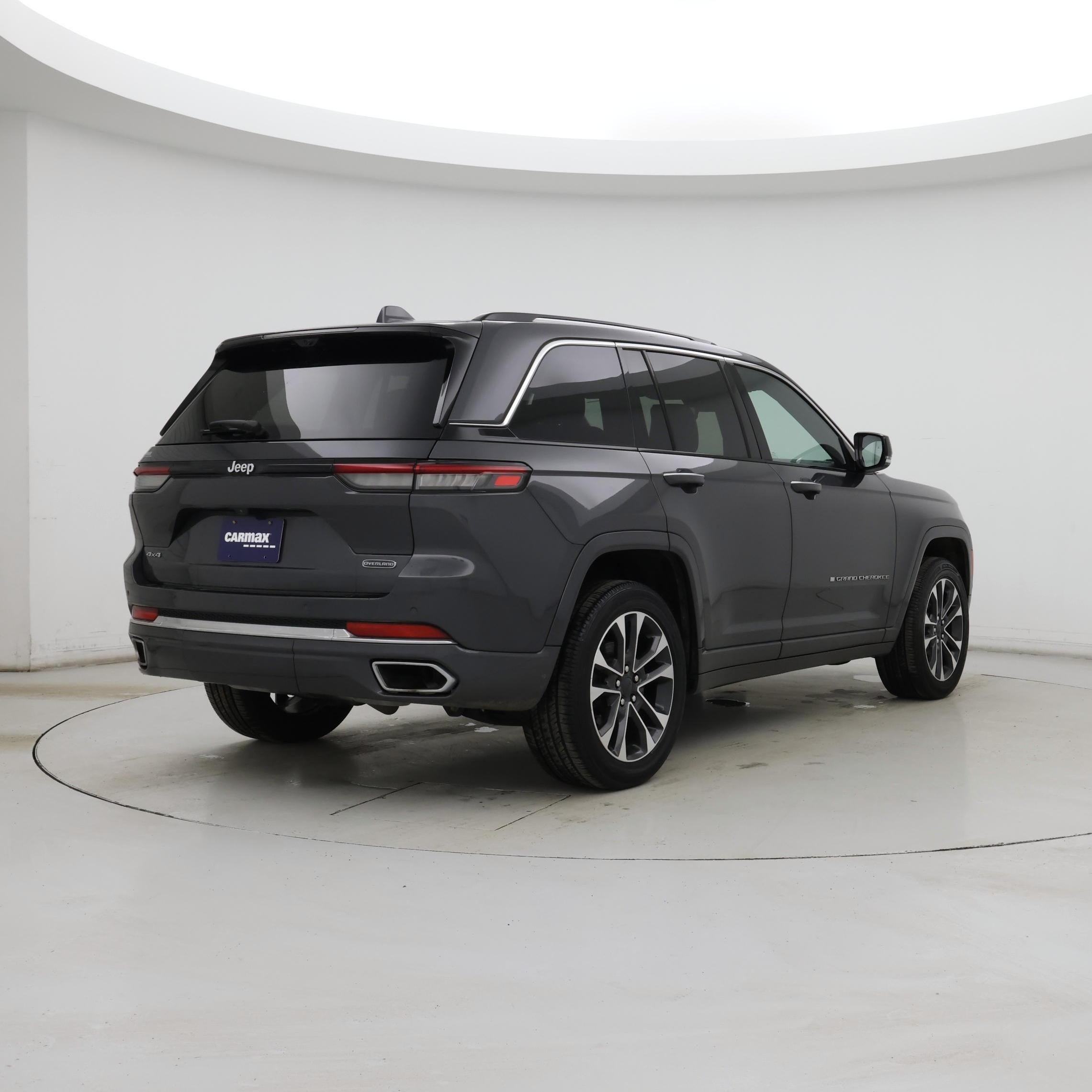 Thumbnail: 2022 Jeep Grand Cherokee - 8