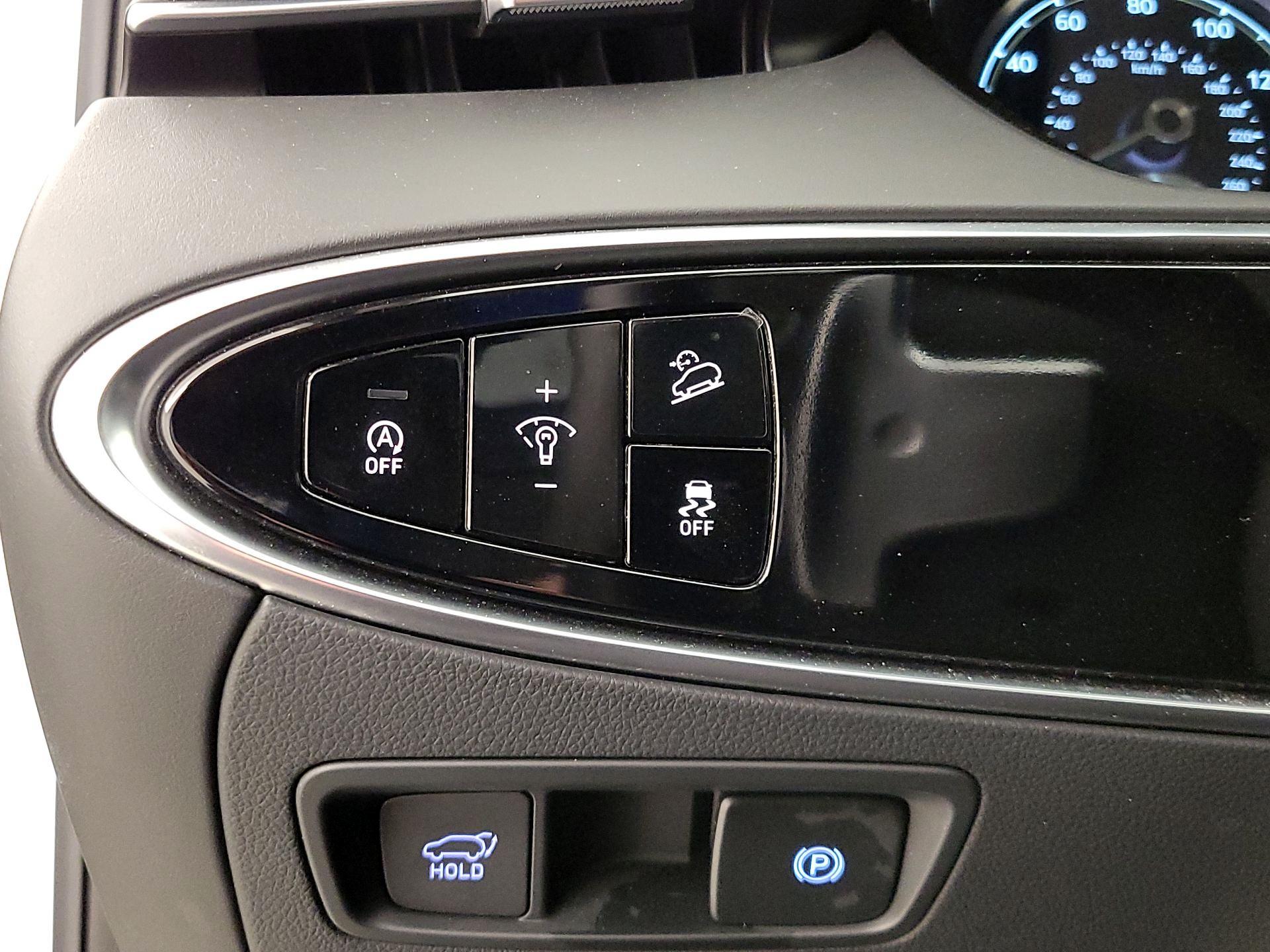 Thumbnail: 2025 Genesis GV70 - 13