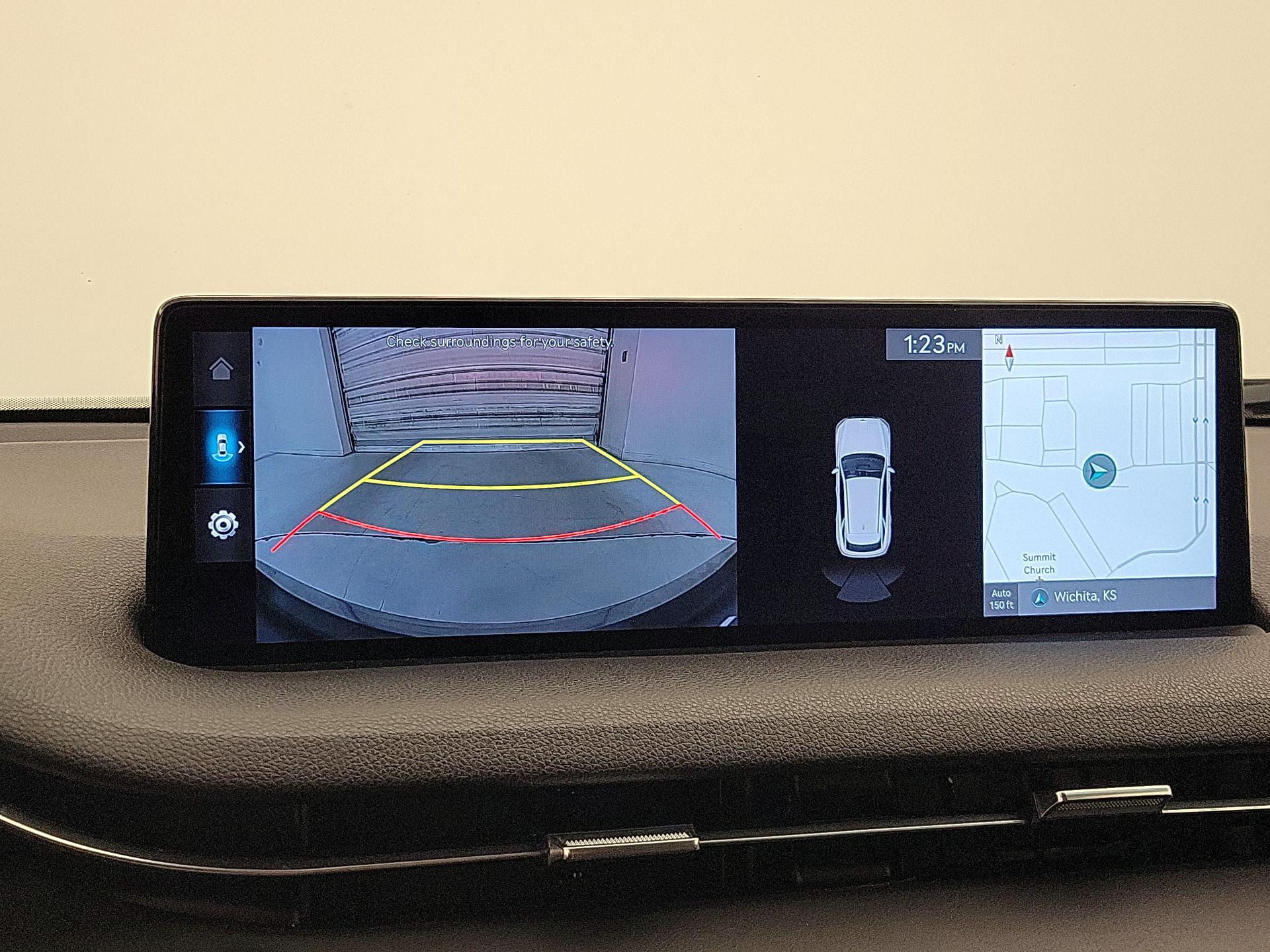 Thumbnail: 2025 Genesis GV70 - 15