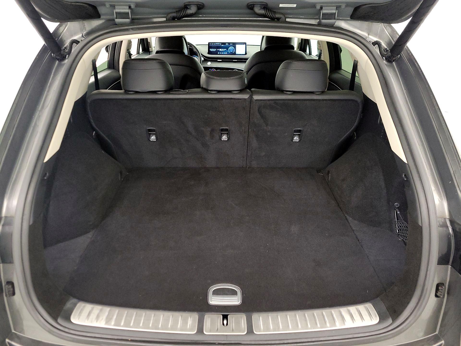 Thumbnail: 2025 Genesis GV70 - 20