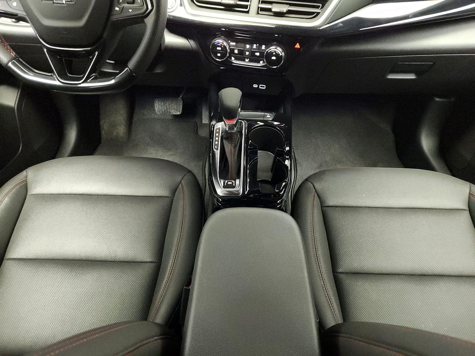 Thumbnail: 2024 Chevrolet Trax - 17