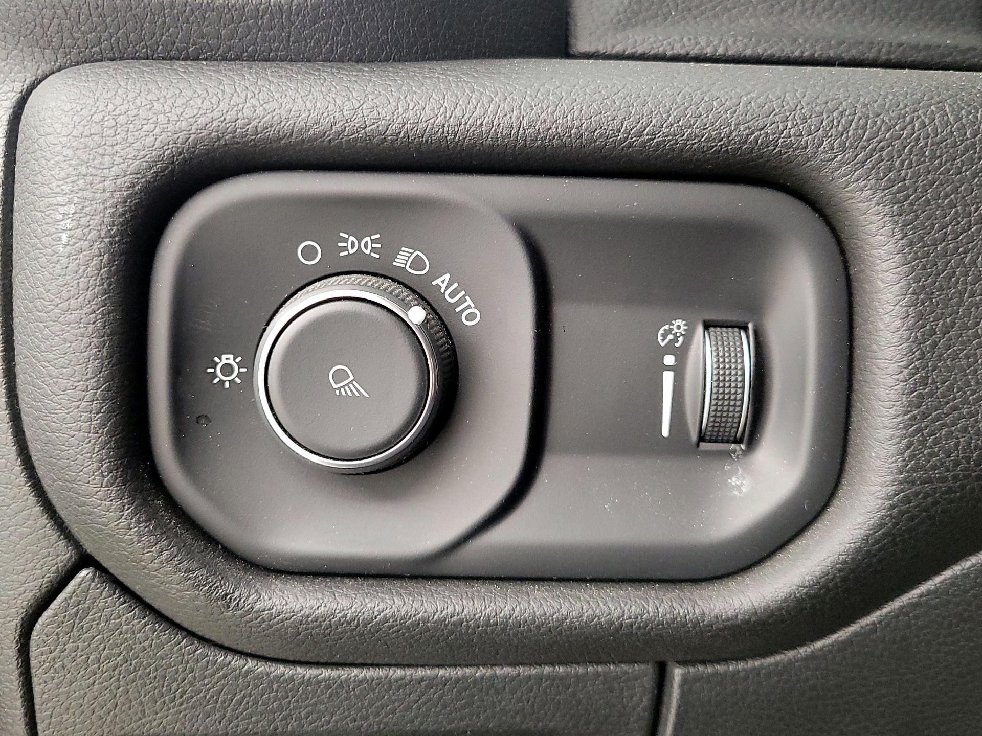 Thumbnail: 2024 RAM 1500 - 13