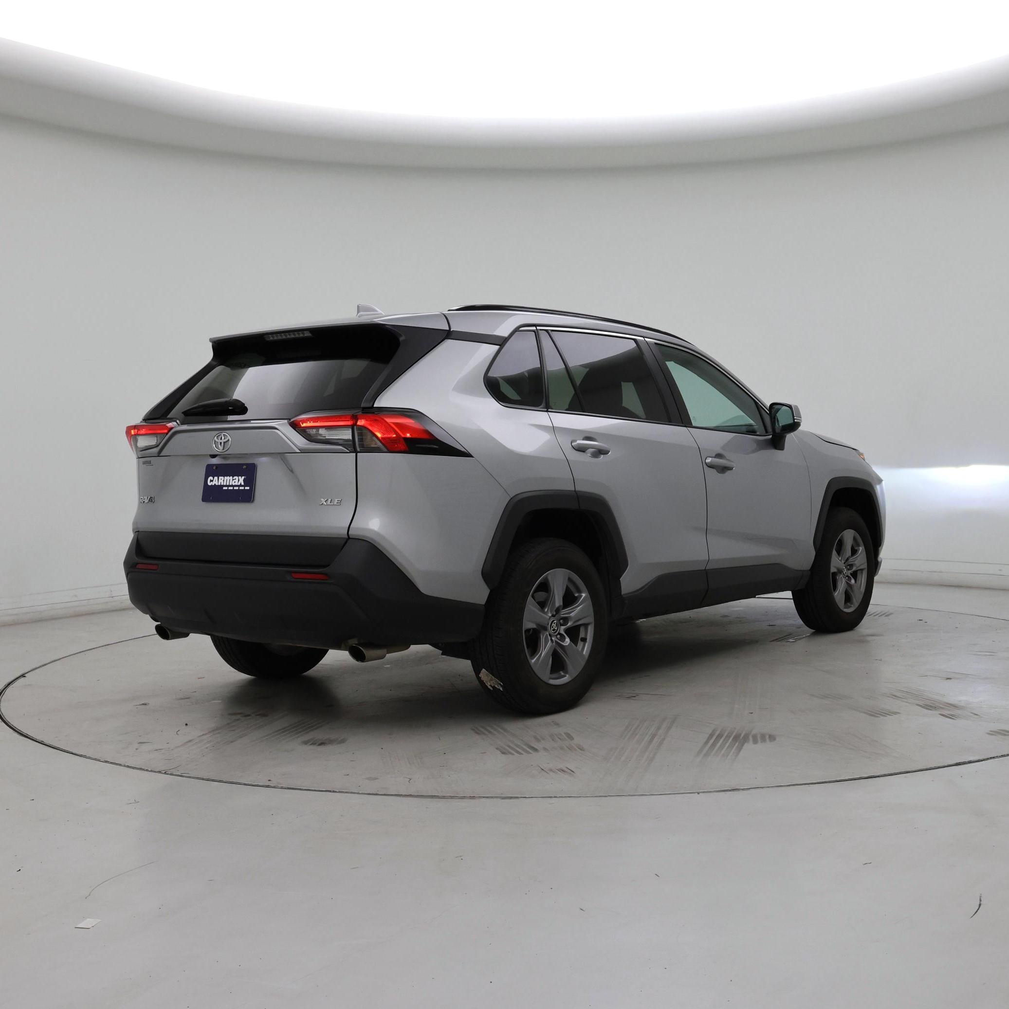 Thumbnail: 2024 Toyota RAV4 - 8