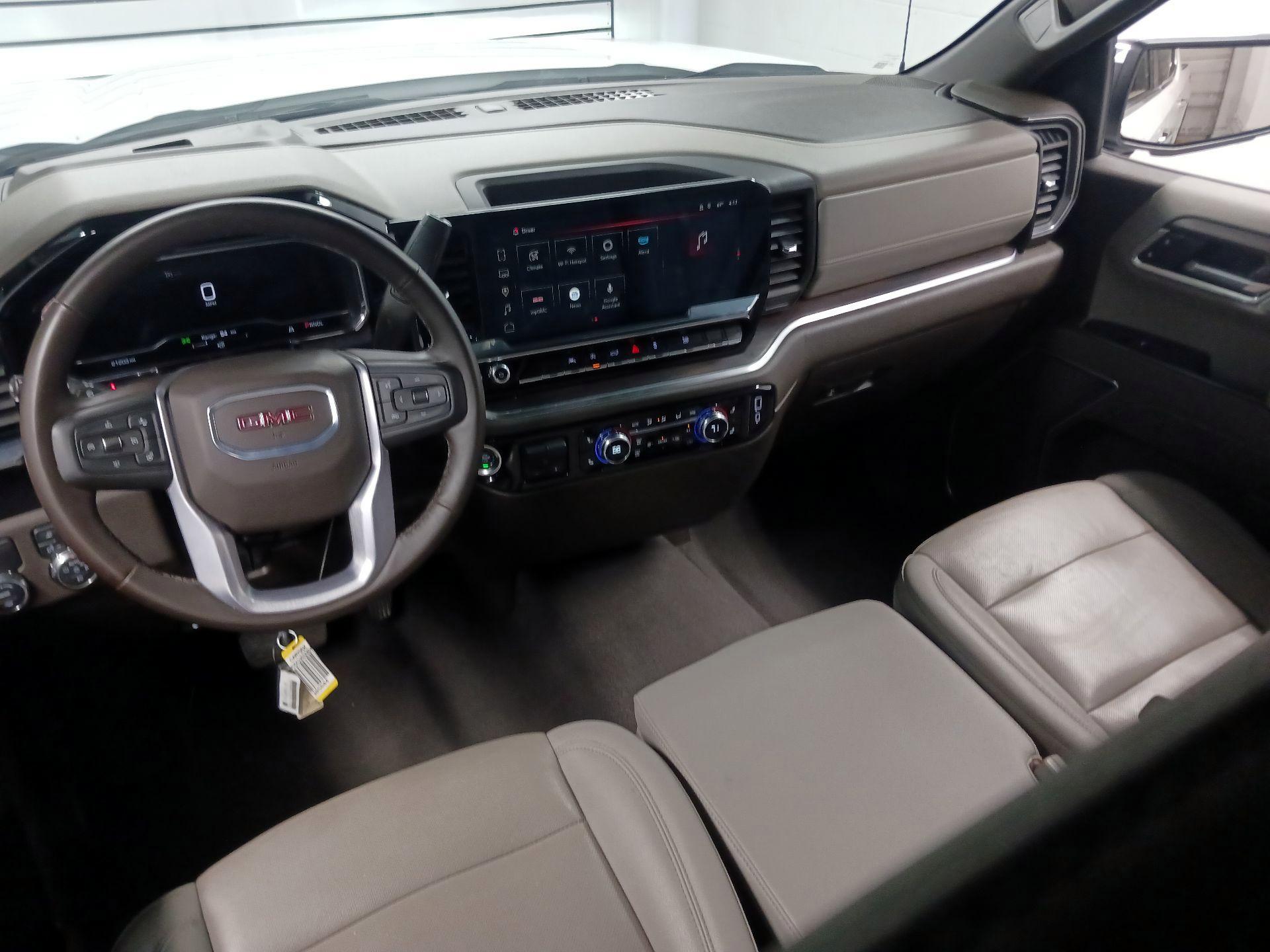 Thumbnail: 2025 GMC Sierra 1500 - 9