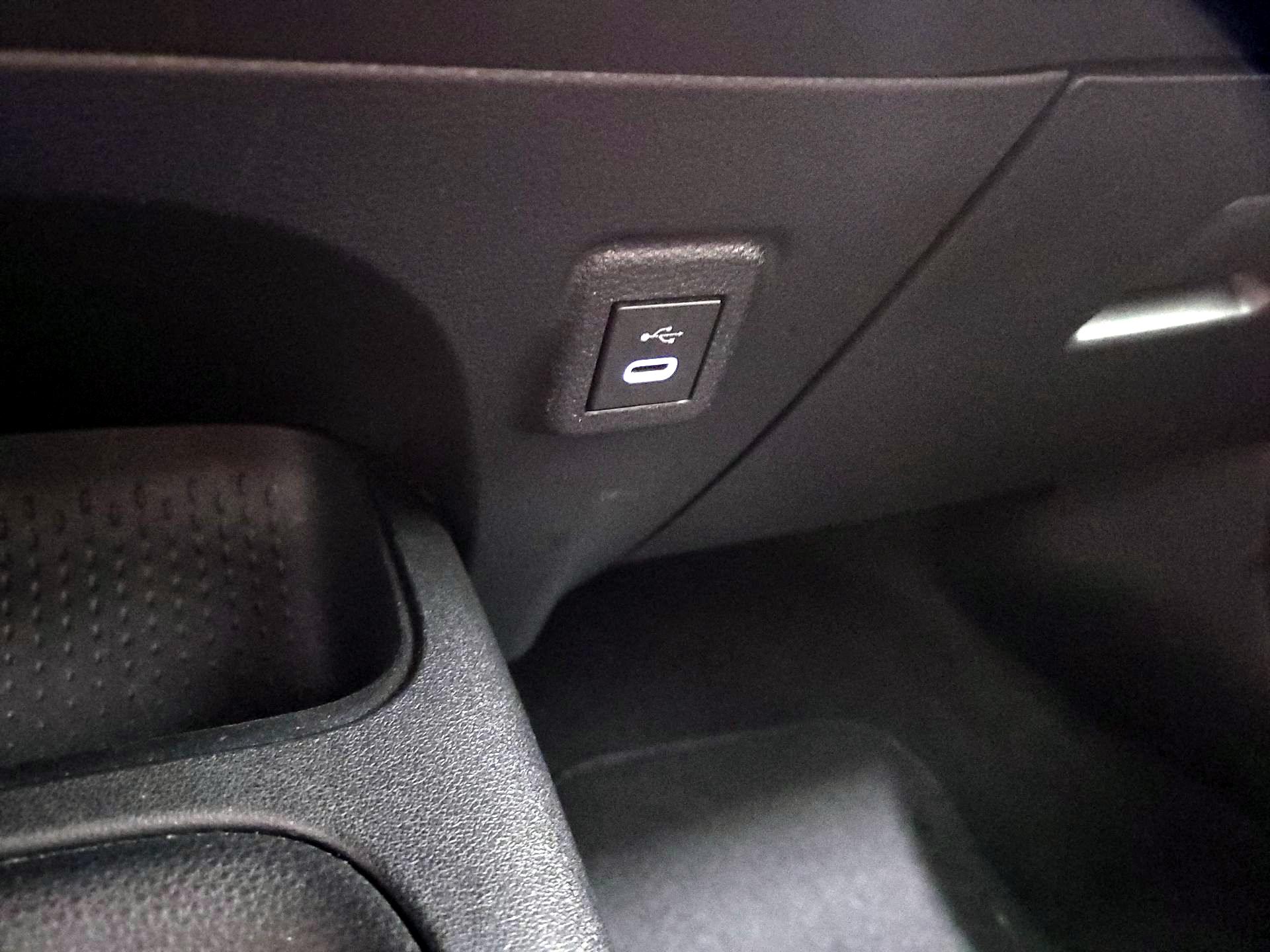 Thumbnail: 2024 Toyota Corolla - 18