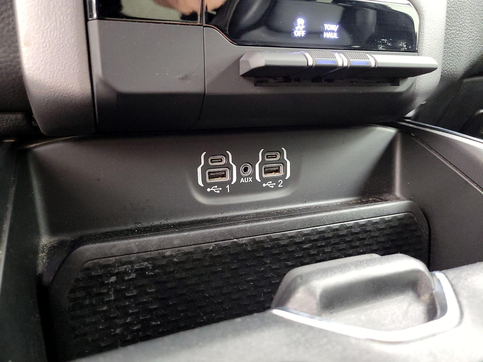 Thumbnail: 2024 RAM 1500 - 17