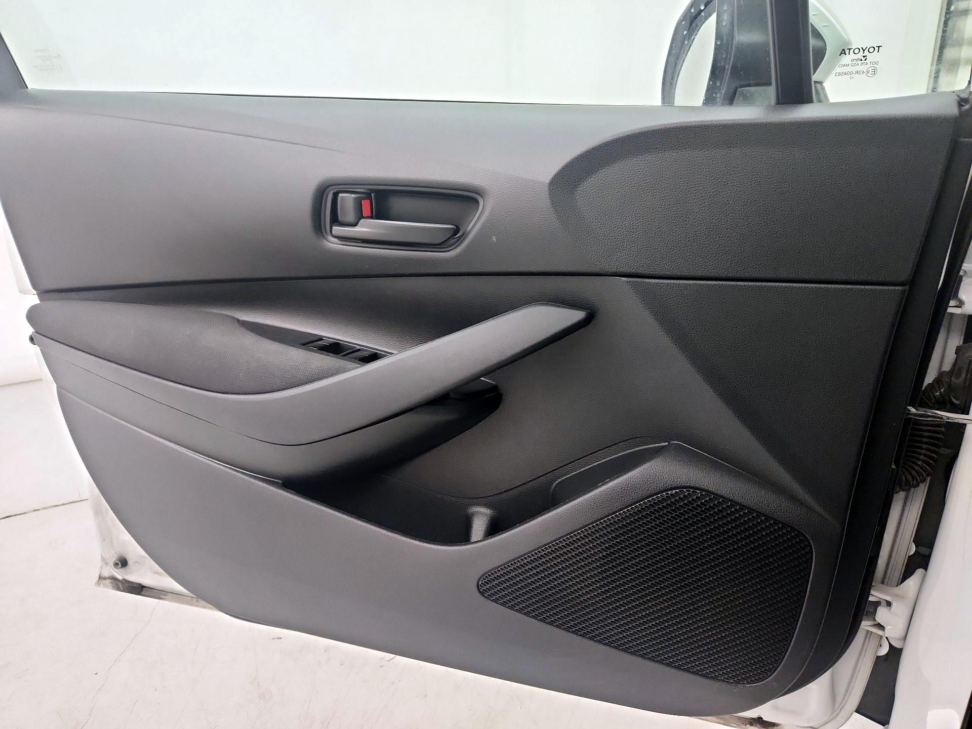 Thumbnail: 2023 Toyota Corolla - 12