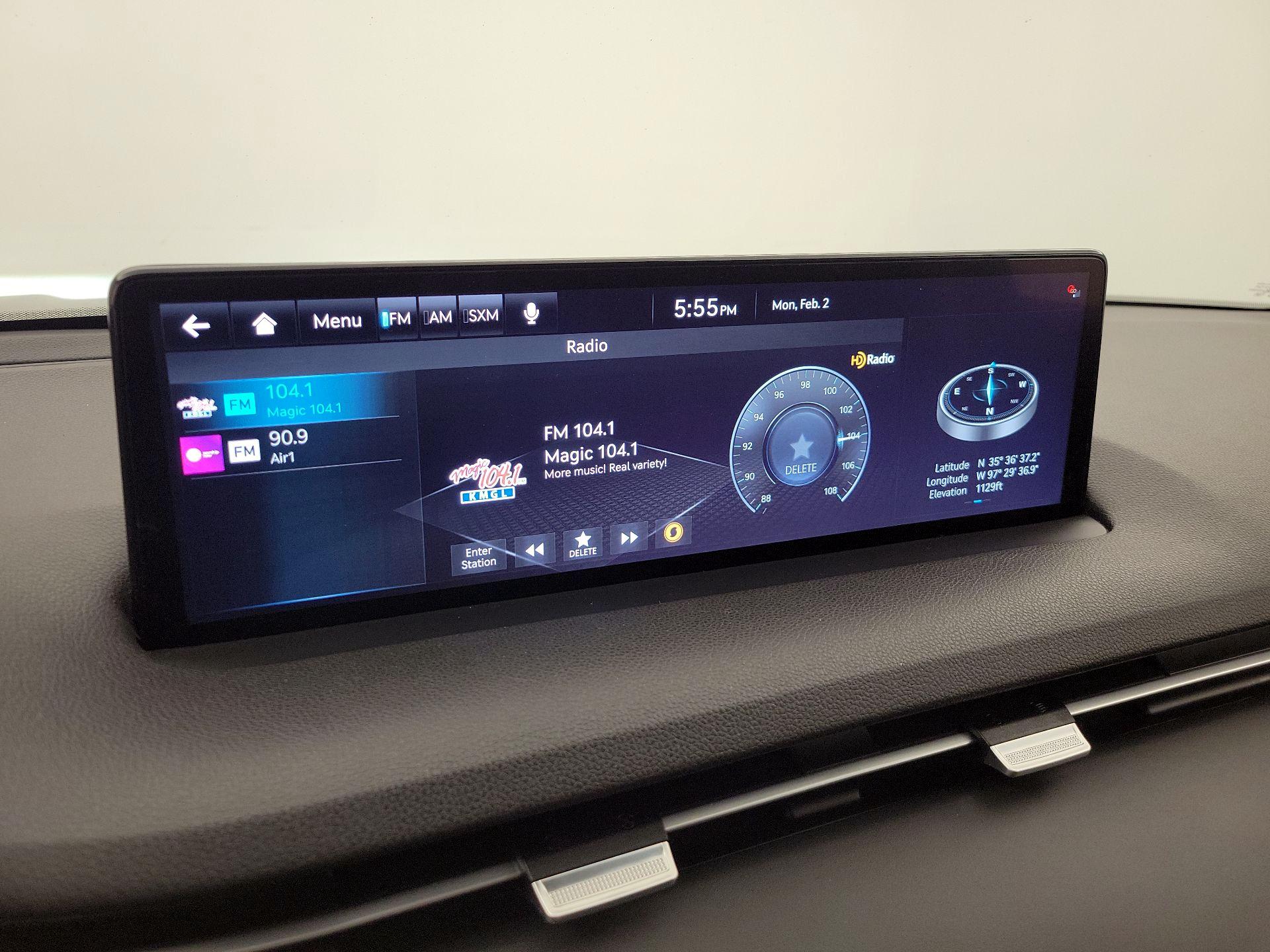 Thumbnail: 2025 Genesis GV70 - 16