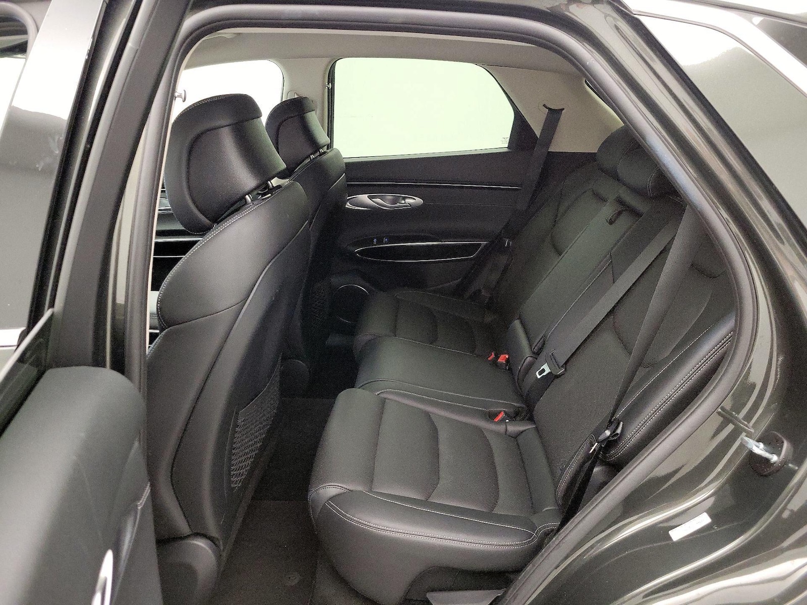 2025 GENESIS GV70 Standard - Photo 21