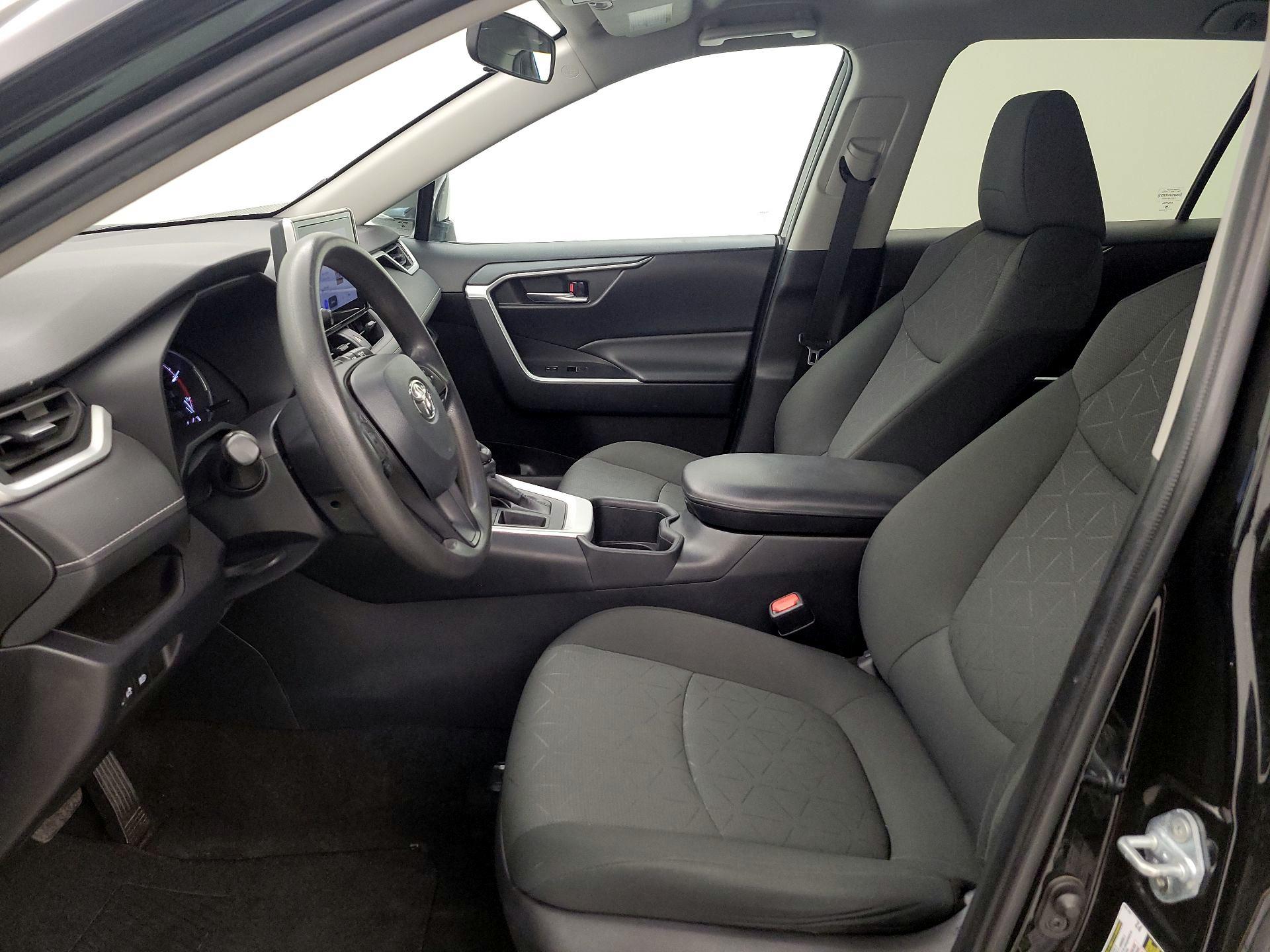 Thumbnail: 2024 Toyota RAV4 - 11