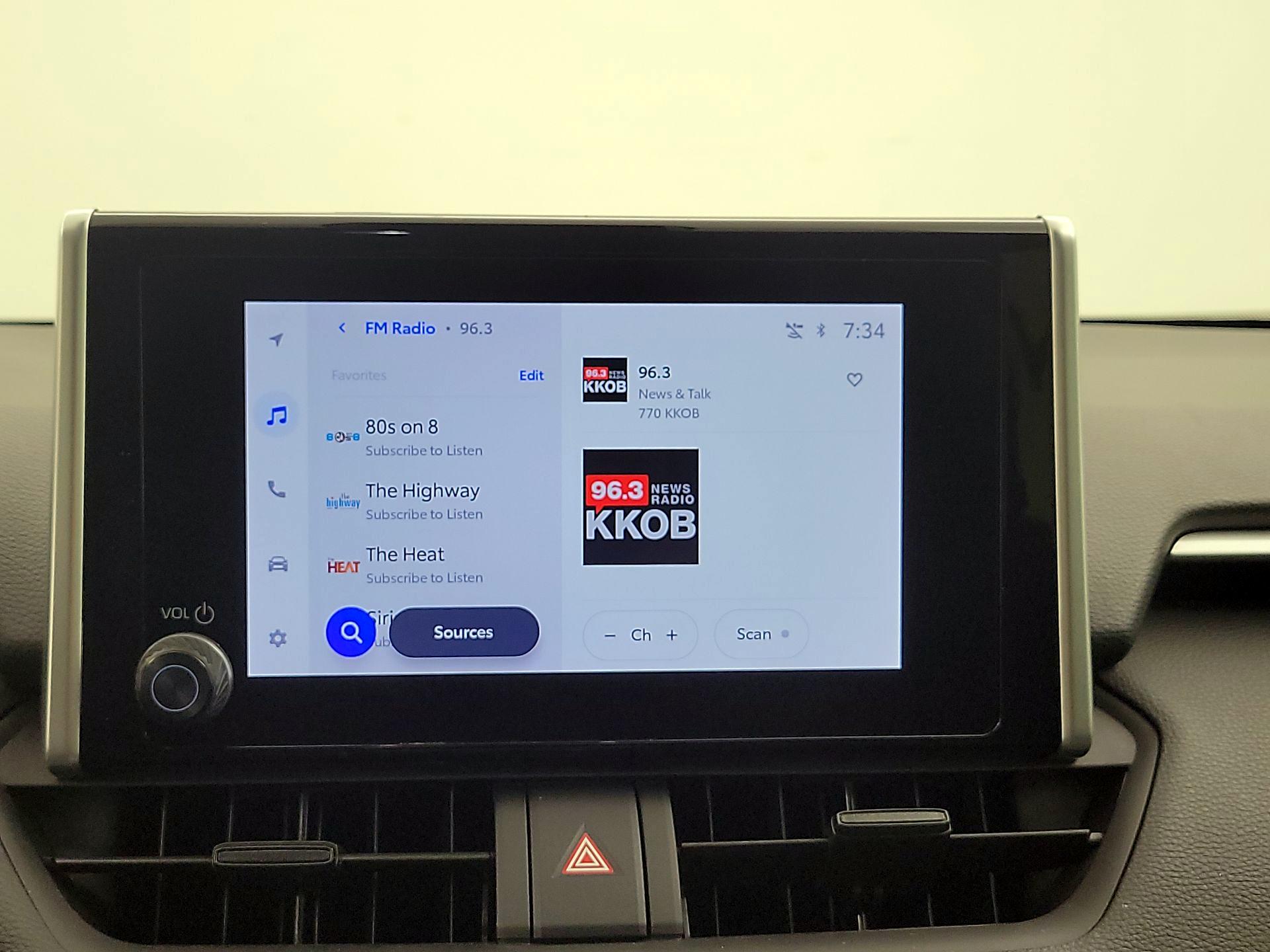 Thumbnail: 2024 Toyota RAV4 - 15