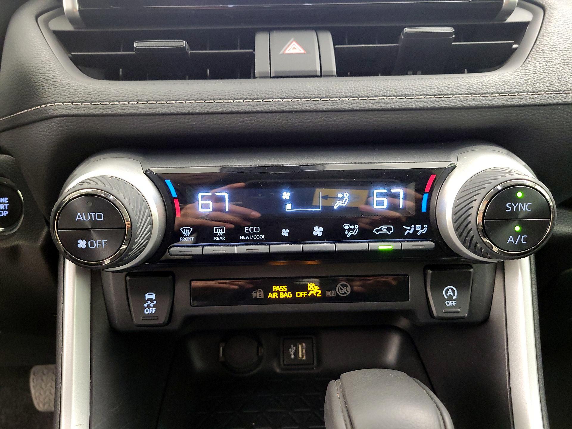 Thumbnail: 2024 Toyota RAV4 - 16