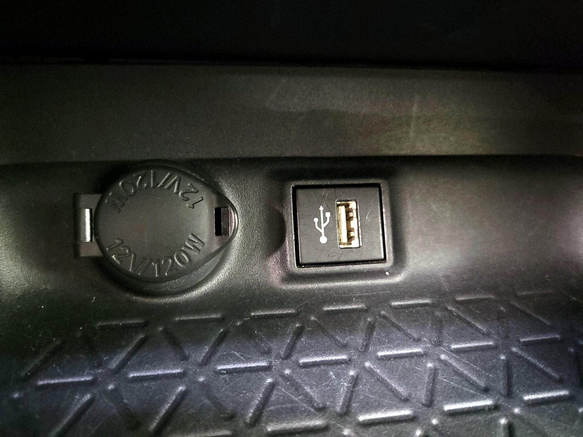 Thumbnail: 2024 Toyota RAV4 - 18