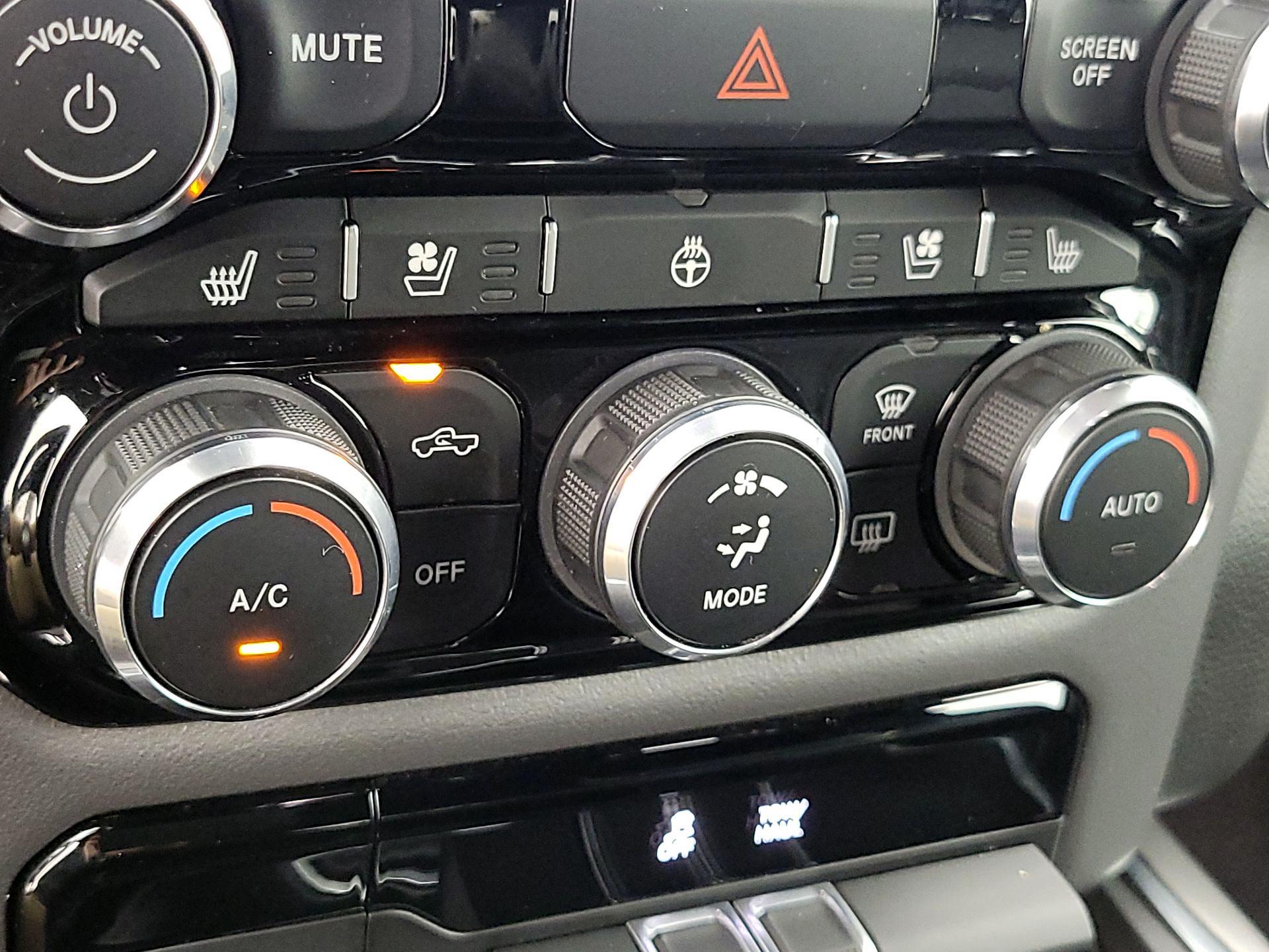 Thumbnail: 2024 RAM 1500 - 17