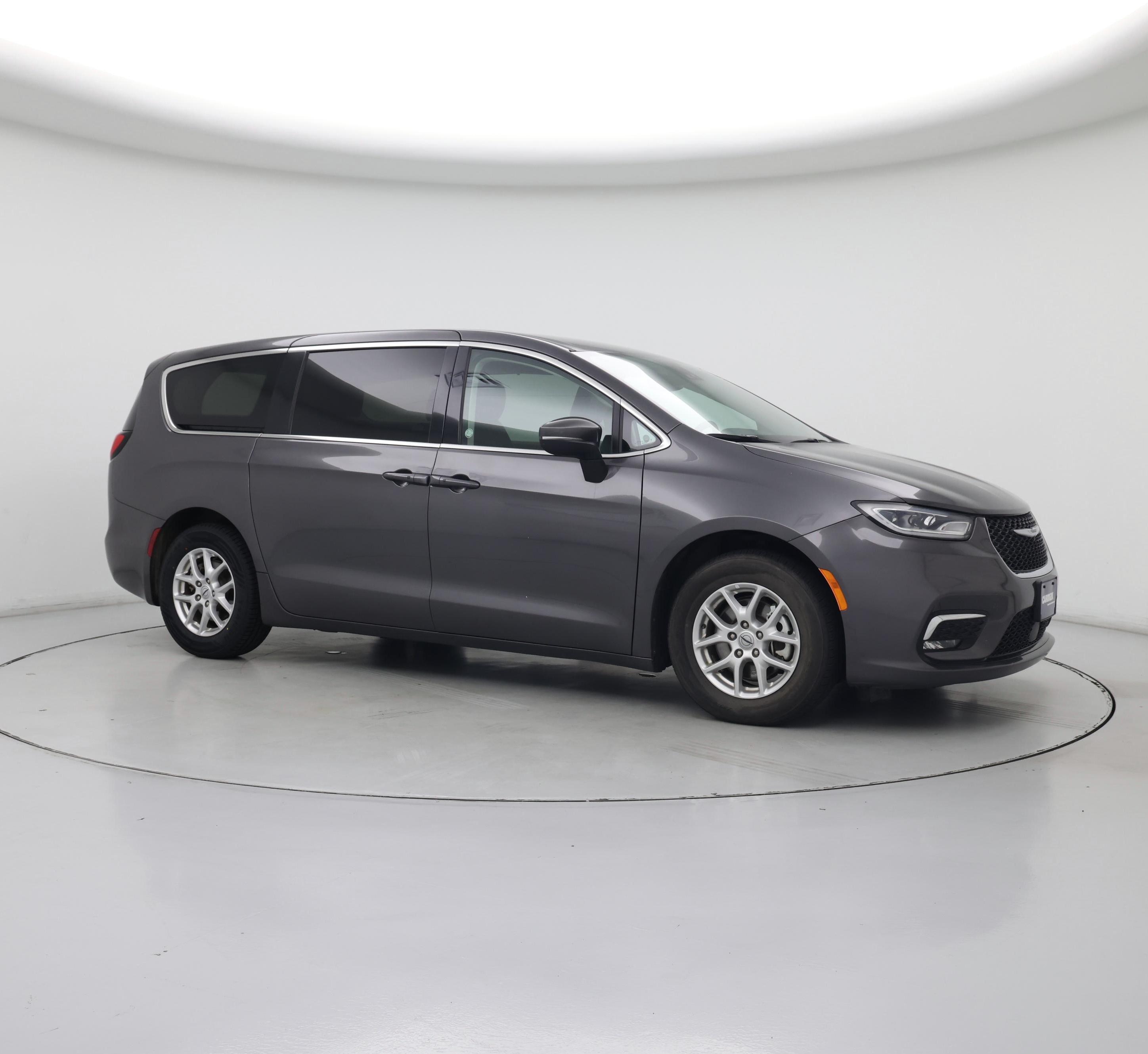 Thumbnail: 2023 Chrysler Pacifica - 7