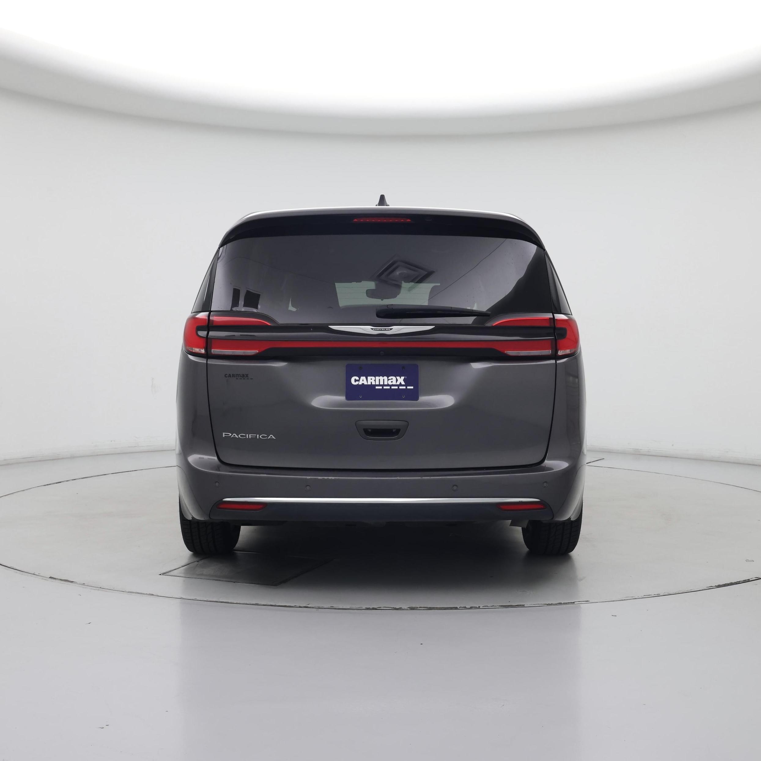 Thumbnail: 2023 Chrysler Pacifica - 8