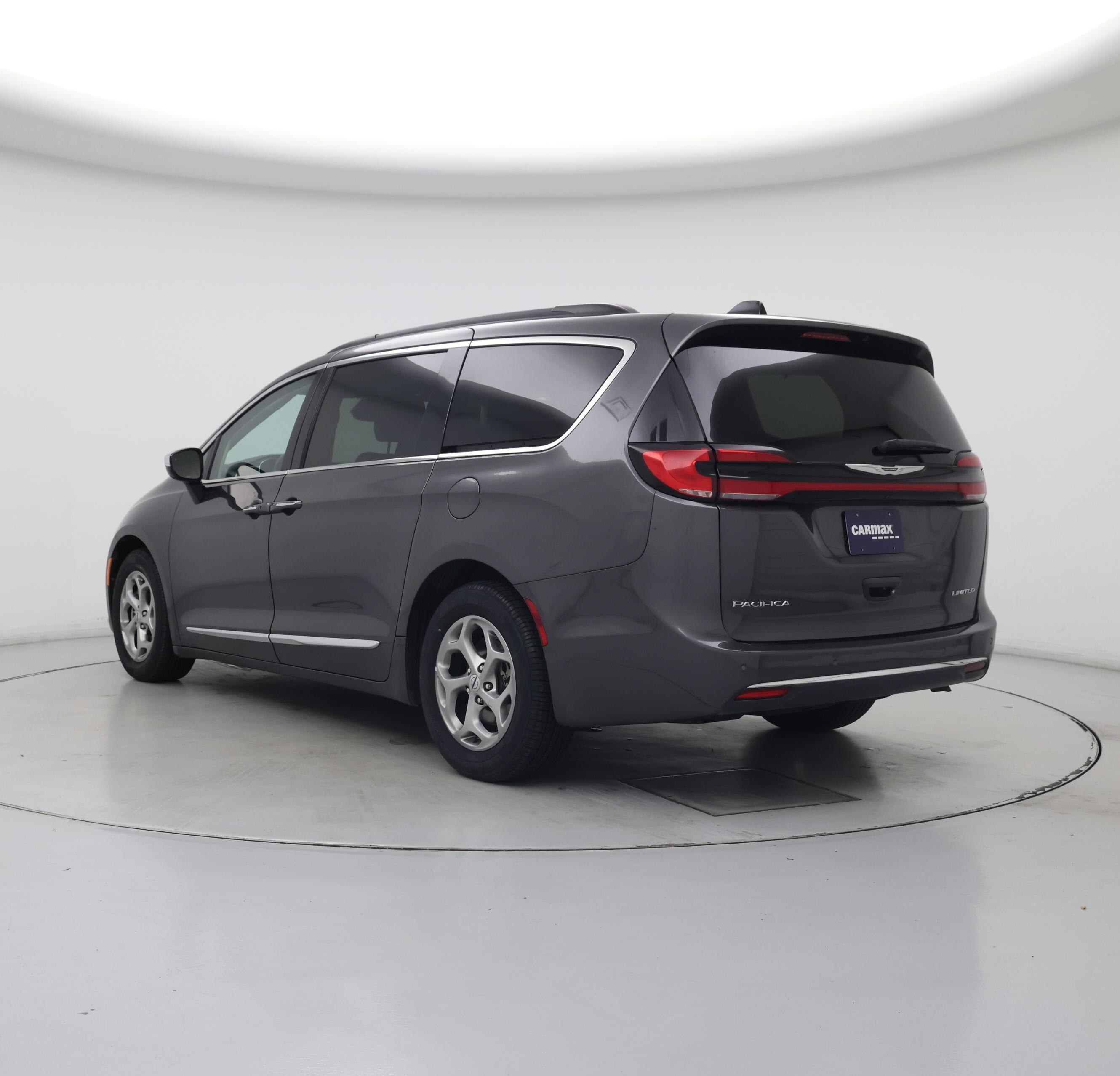 Thumbnail: 2023 Chrysler Pacifica - 2