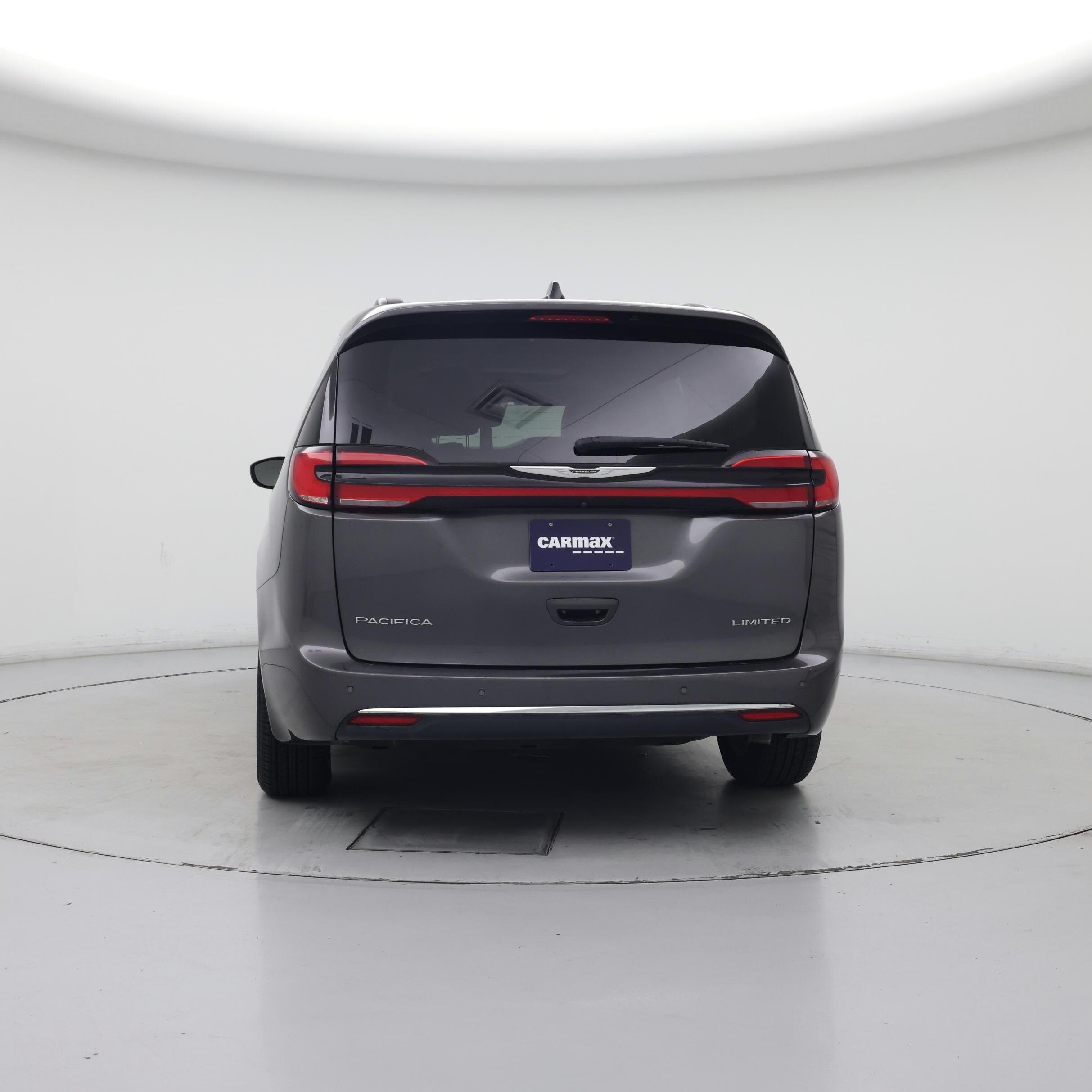 Thumbnail: 2023 Chrysler Pacifica - 6