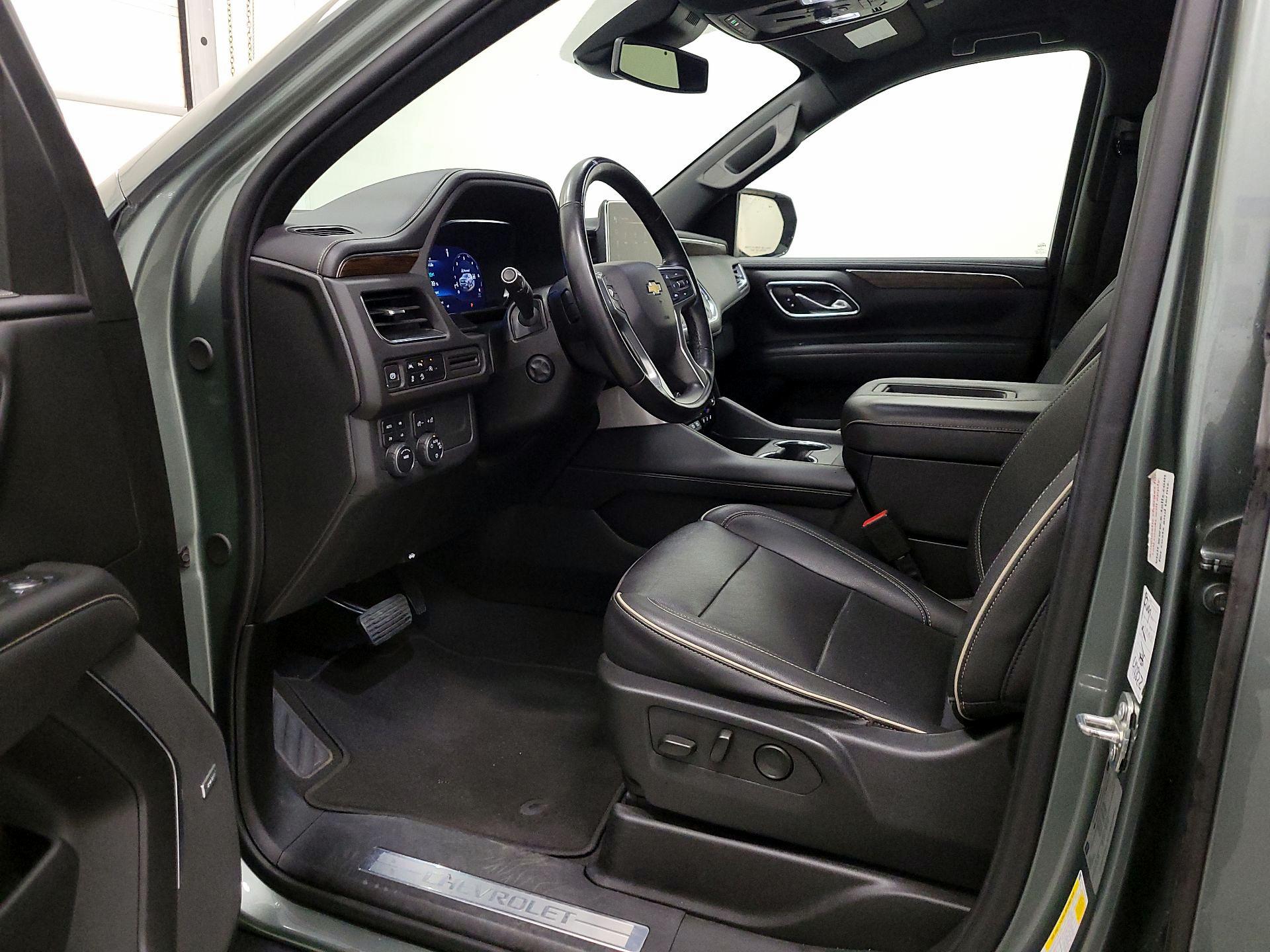 Thumbnail: 2023 Chevrolet Suburban - 11