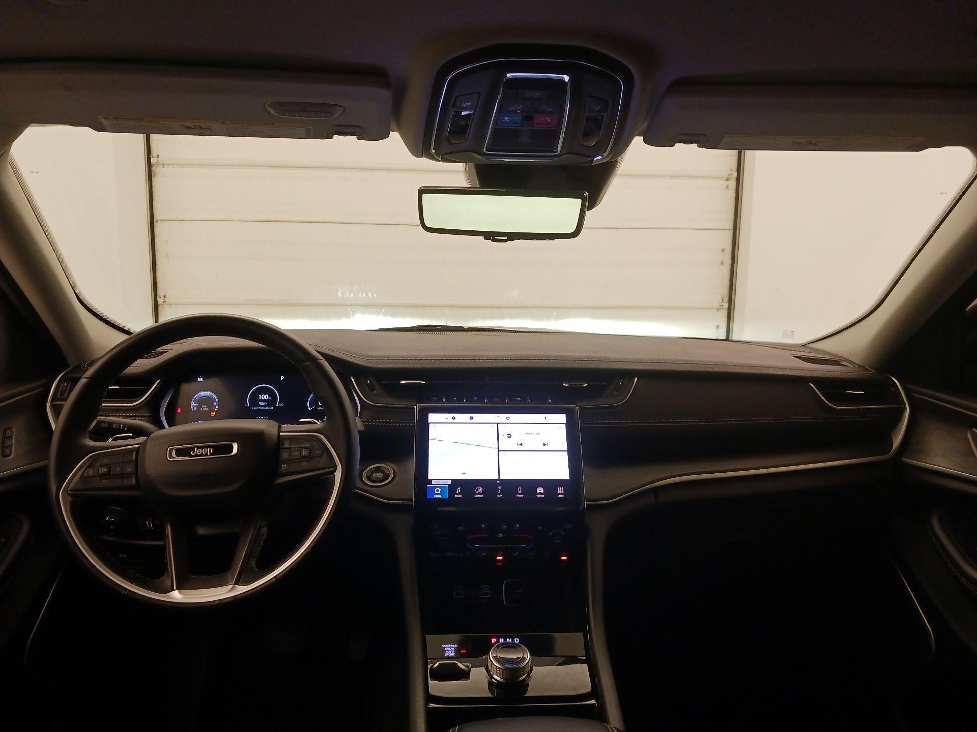 Thumbnail: 2022 Jeep Grand Cherokee - 9