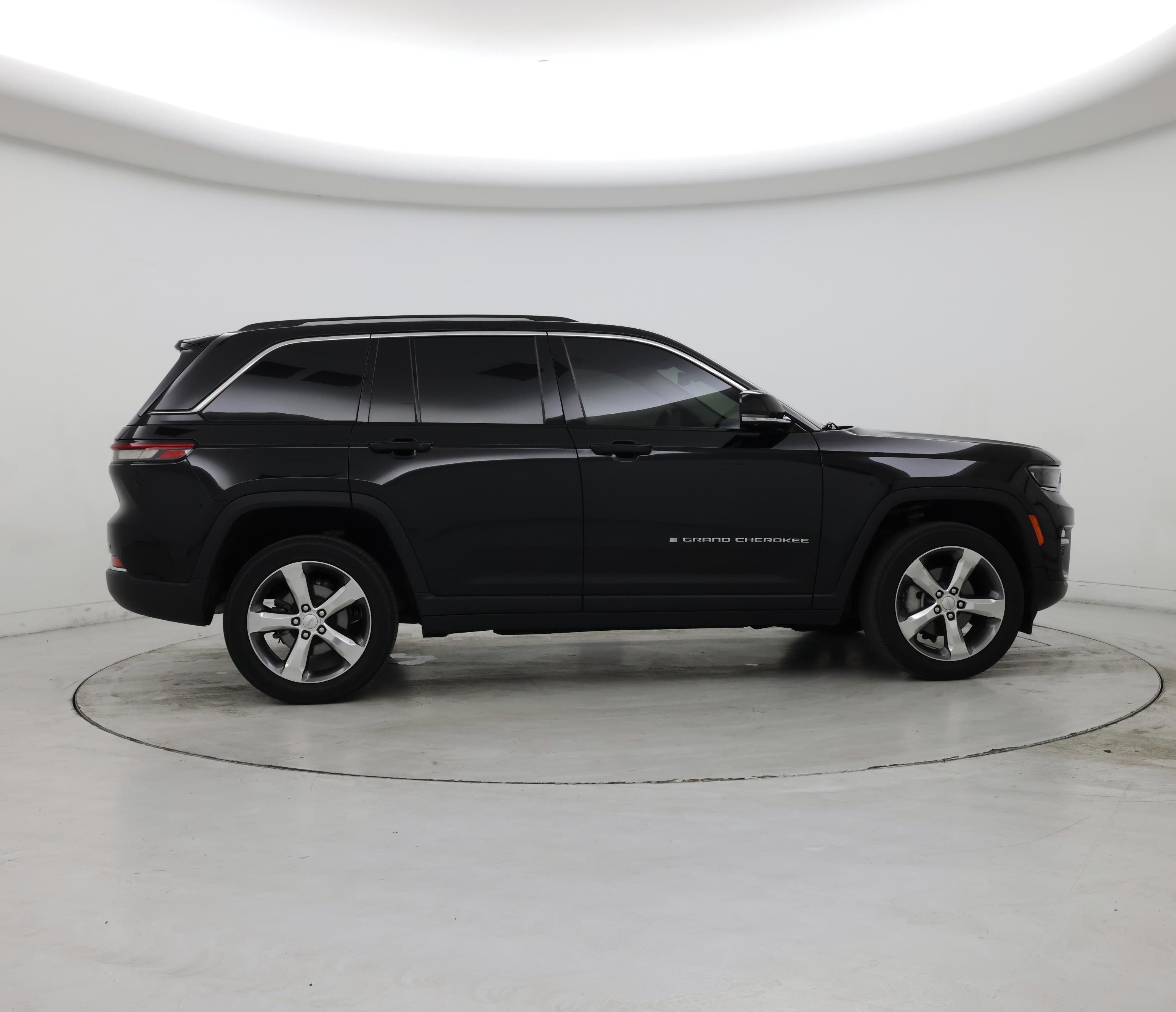 Thumbnail: 2022 Jeep Grand Cherokee - 7