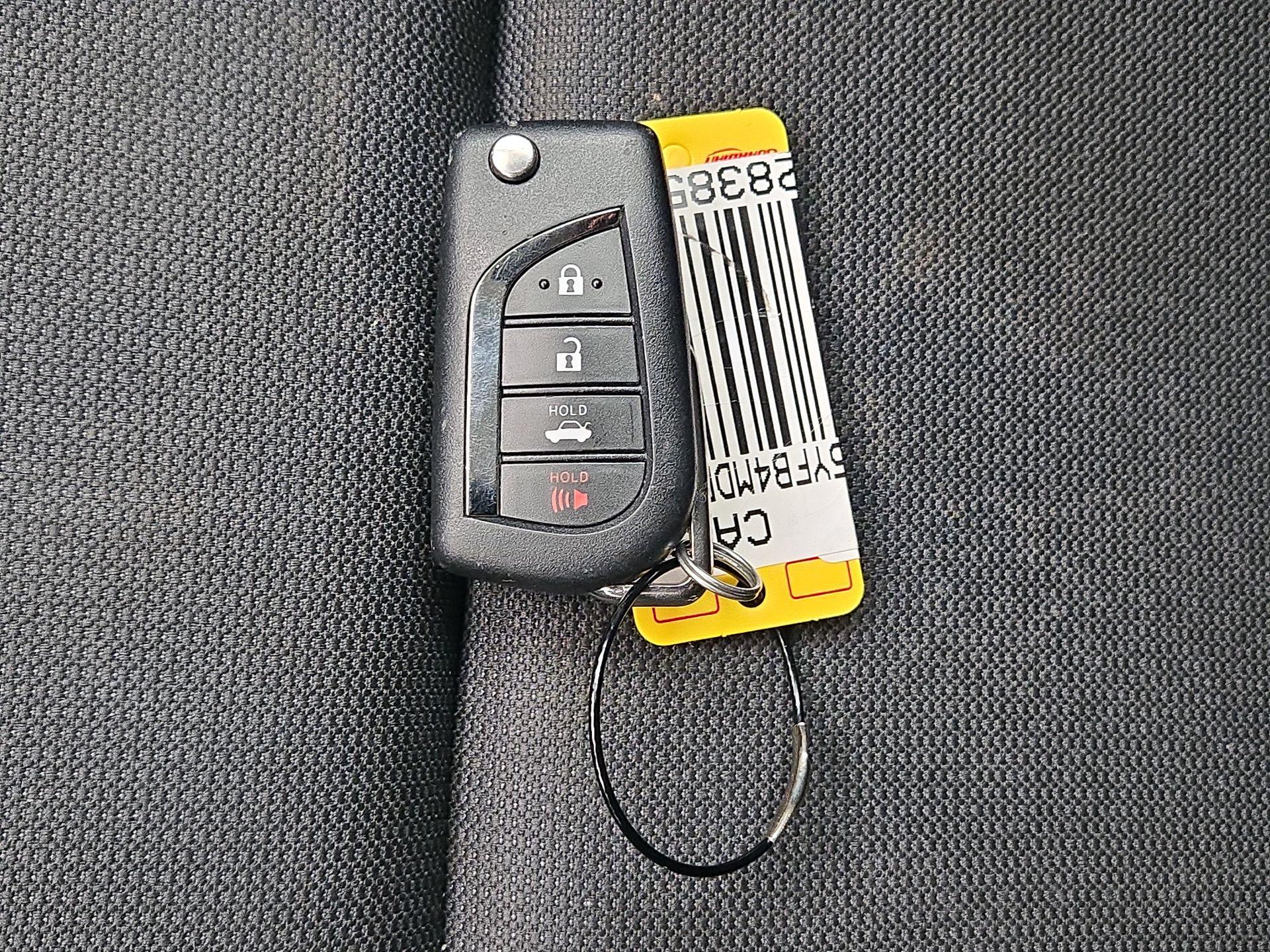 Thumbnail: 2024 Toyota Corolla - 19