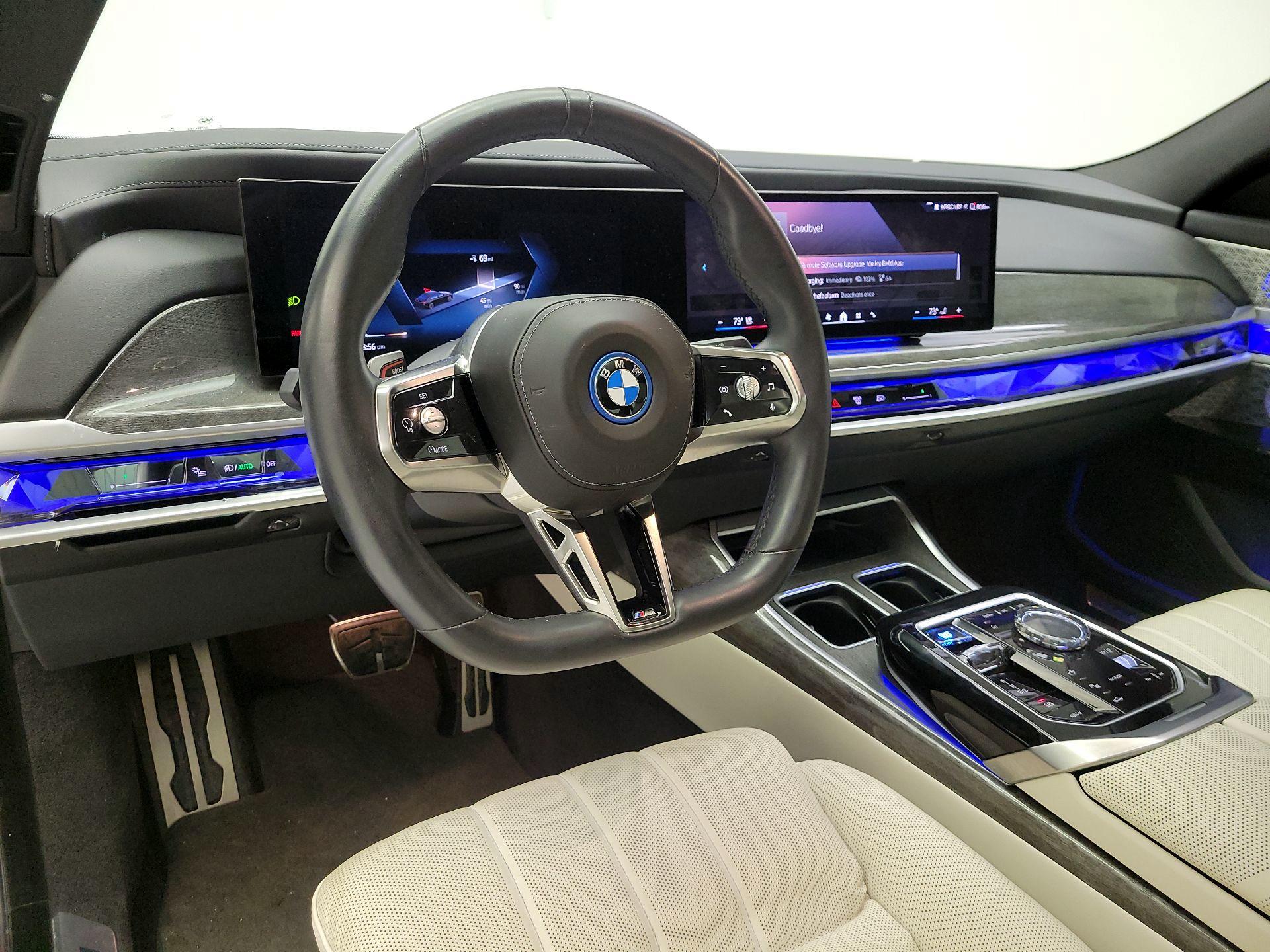Thumbnail: 2023 BMW i7 - 8