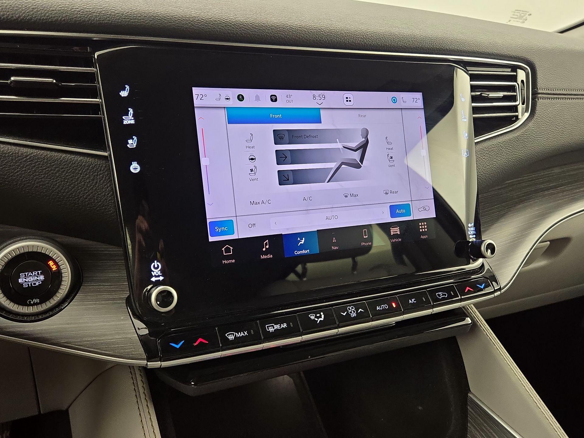 Thumbnail: 2024 Jeep Wagoneer - 17