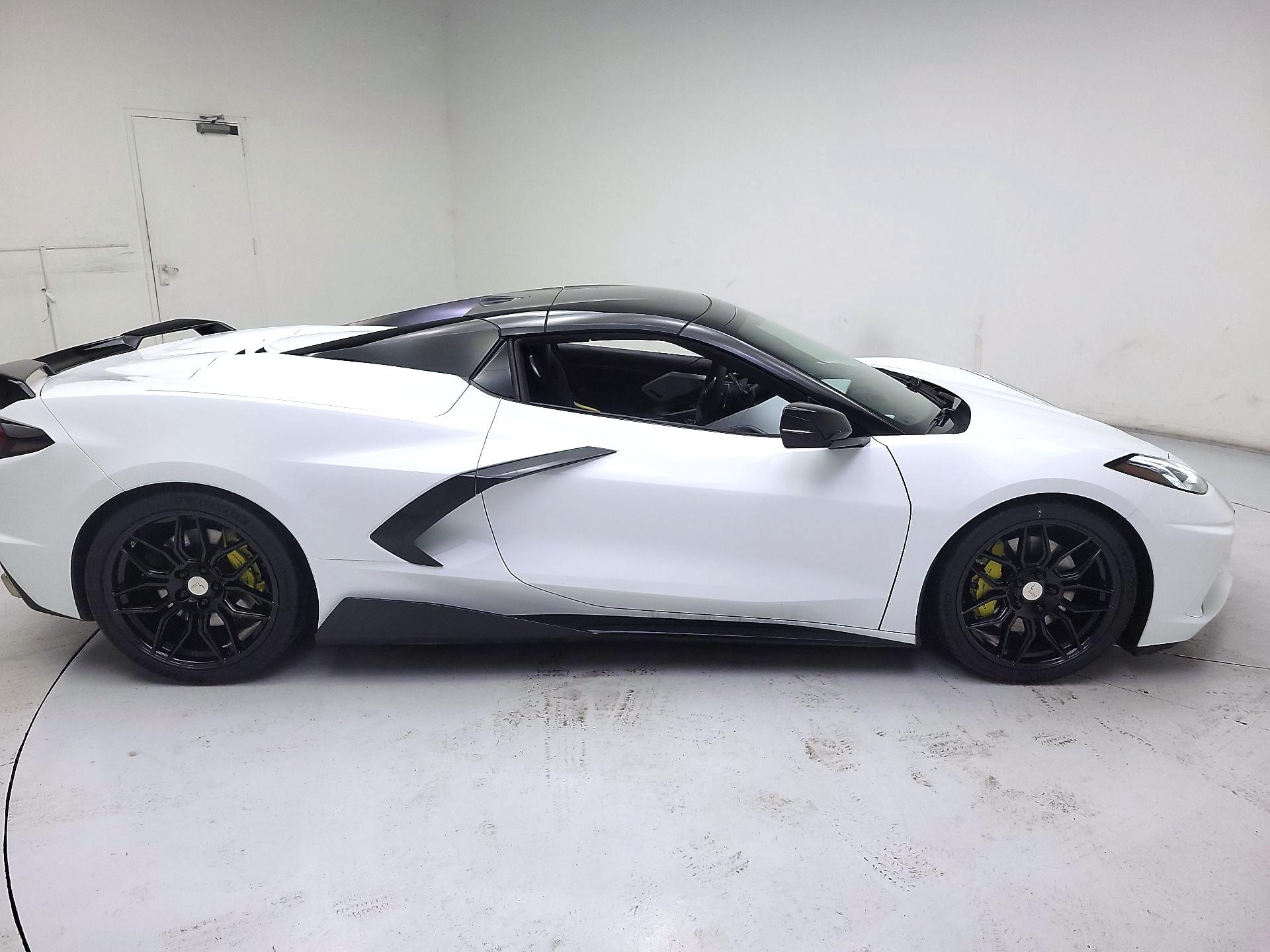 Thumbnail: 2021 Chevrolet Corvette - 4