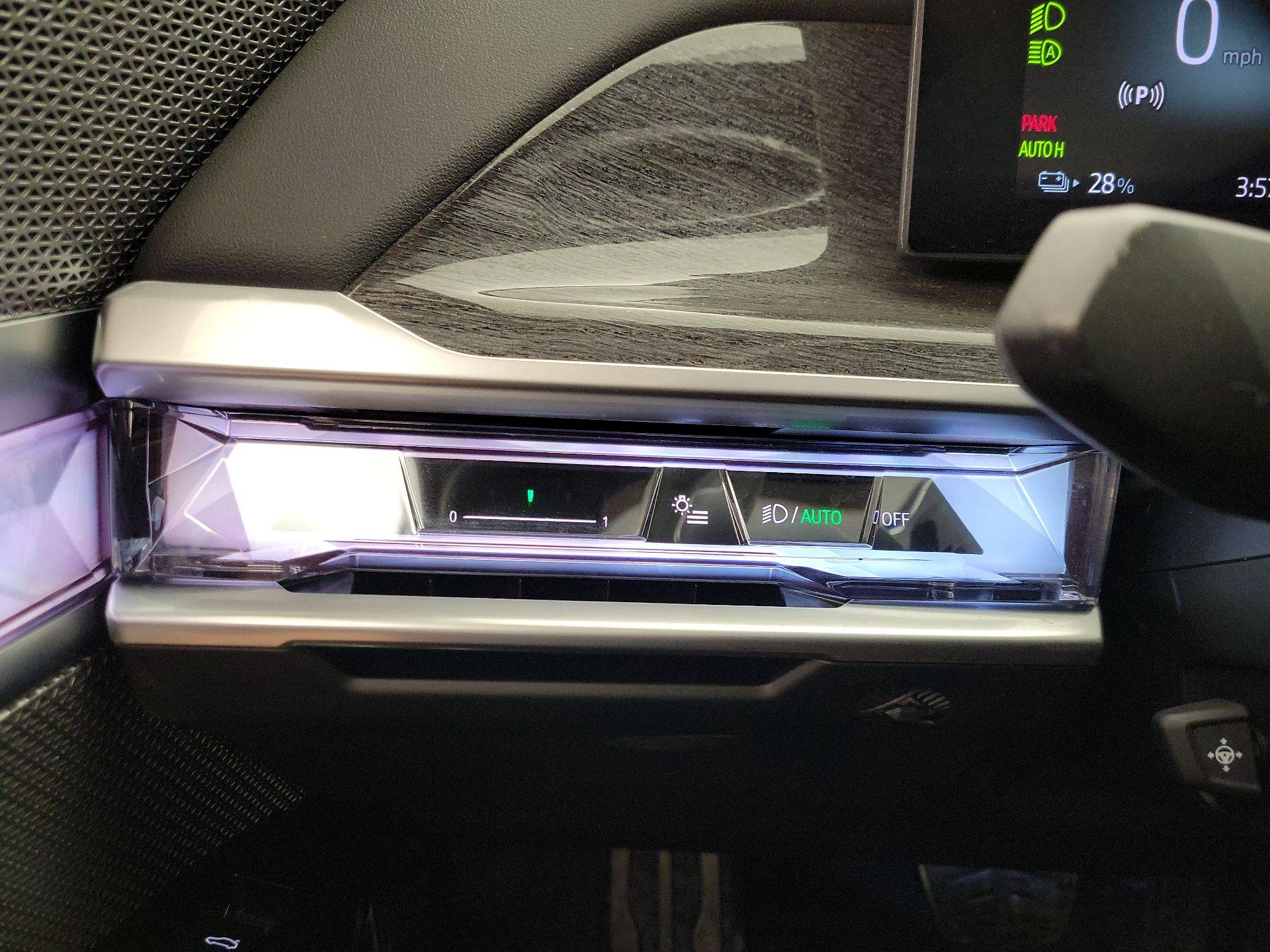 Thumbnail: 2024 BMW i7 - 13