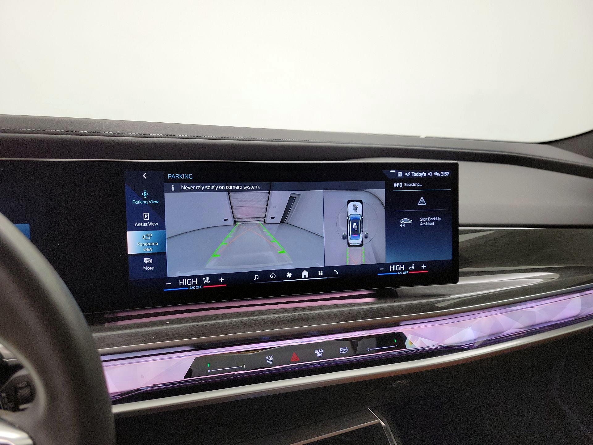 Thumbnail: 2024 BMW i7 - 15