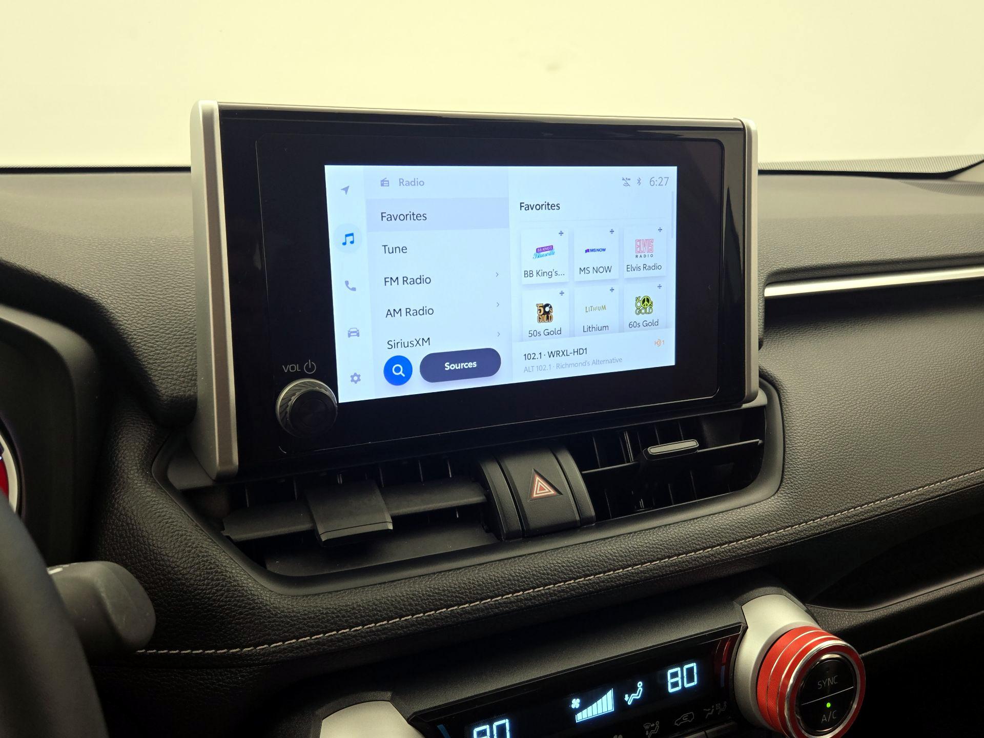 Thumbnail: 2023 Toyota RAV4 - 15