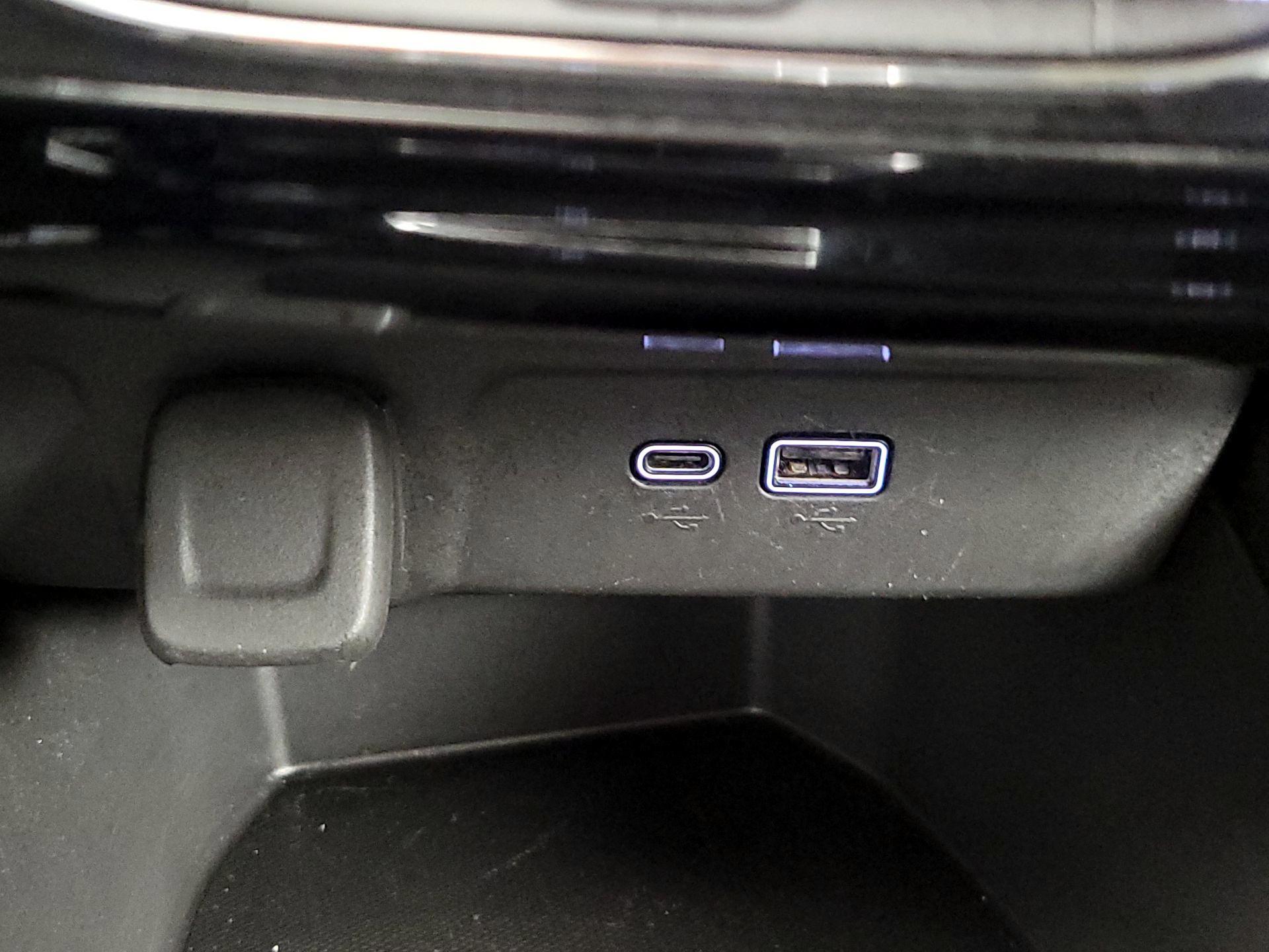 Thumbnail: 2024 Chevrolet Trax - 18