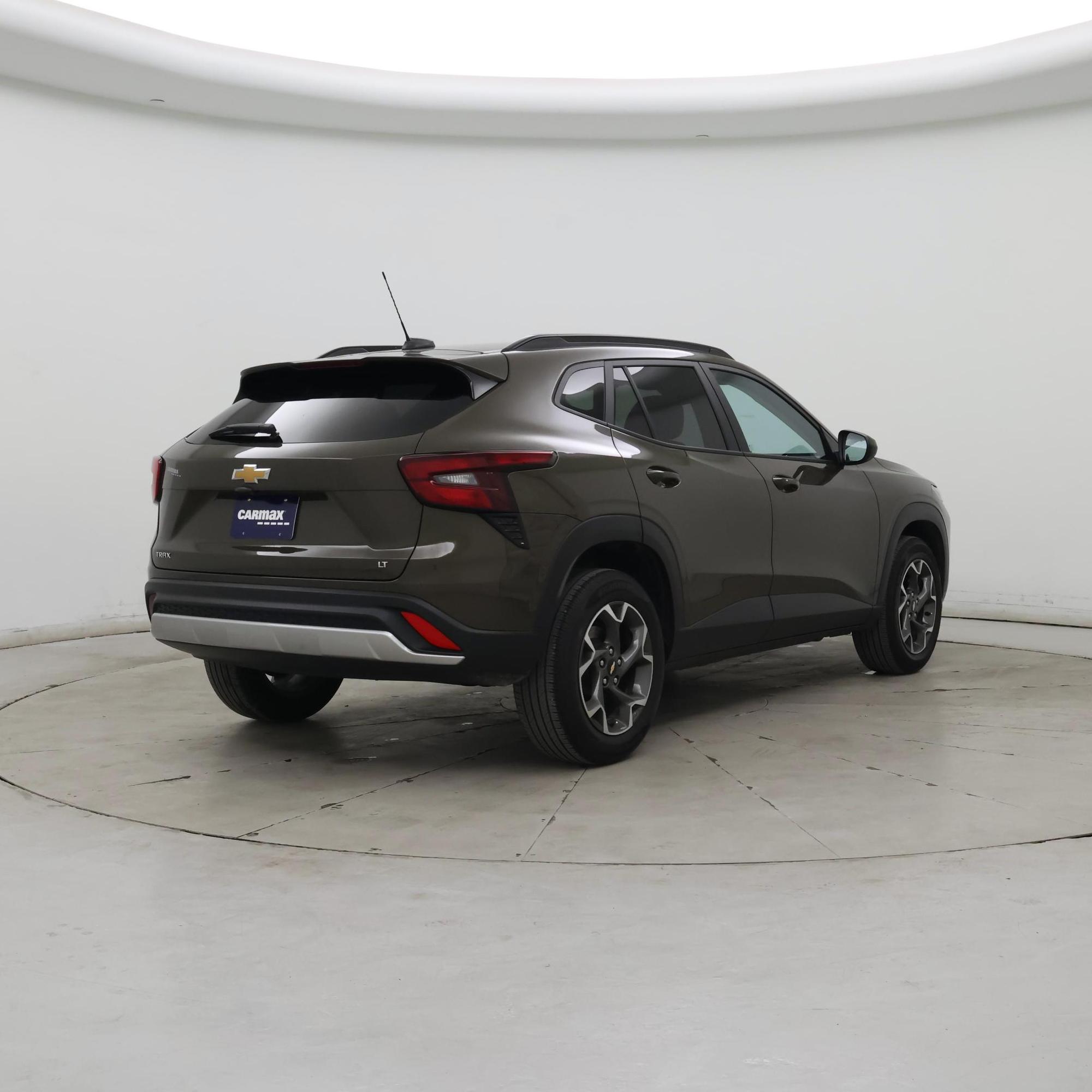 Thumbnail: 2024 Chevrolet Trax - 8