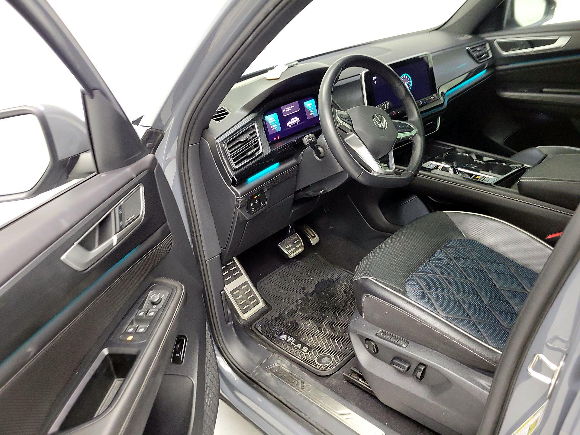 Thumbnail: 2024 Volkswagen Atlas - 11