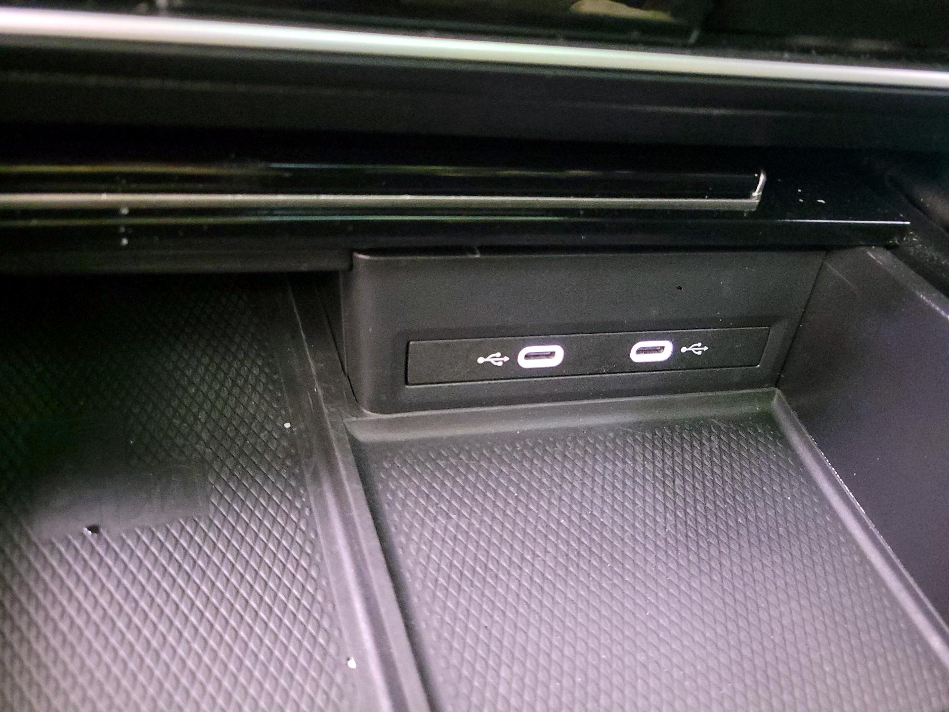 Thumbnail: 2024 Volkswagen Atlas - 18