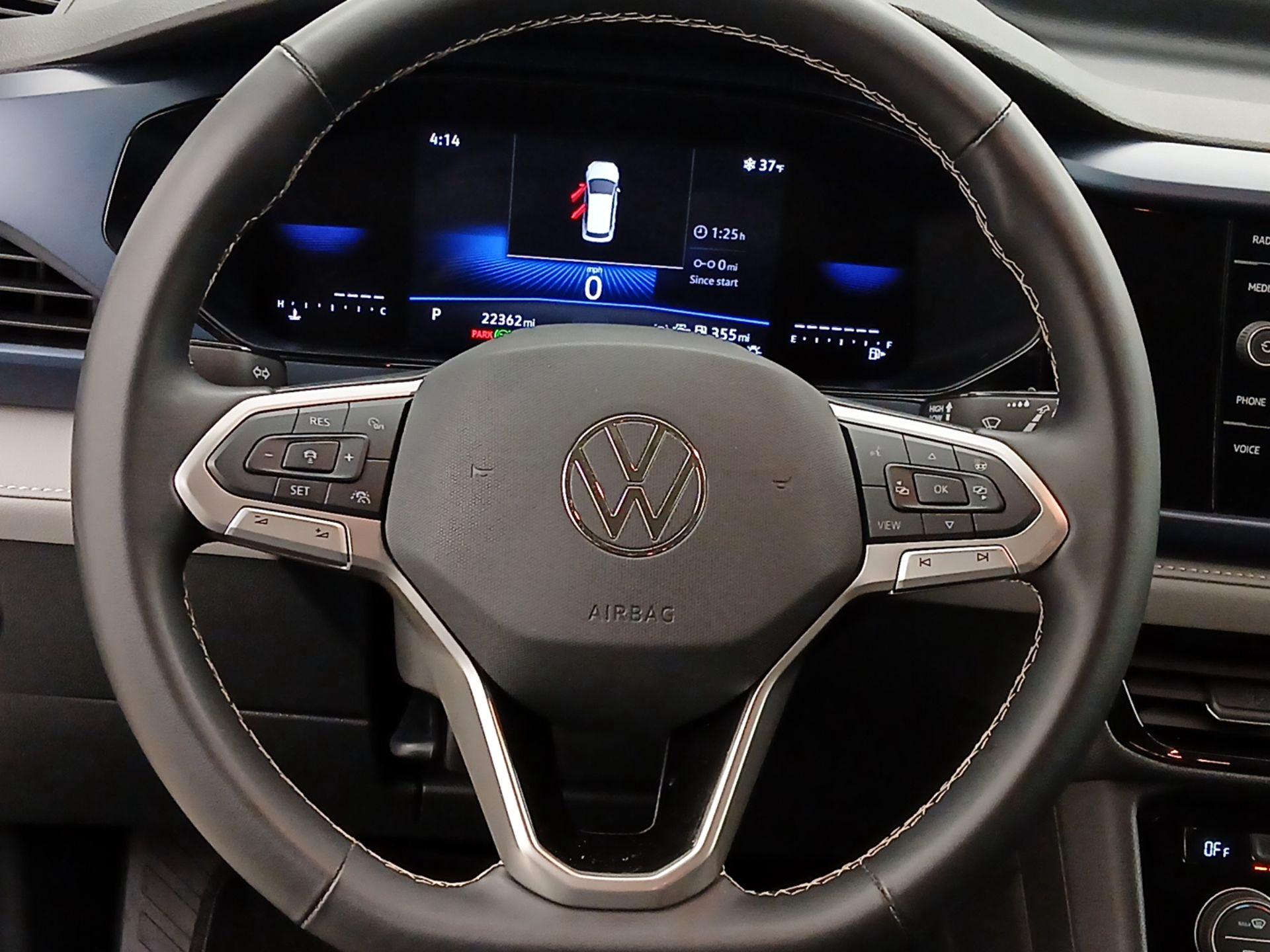 Thumbnail: 2024 Volkswagen Taos - 10