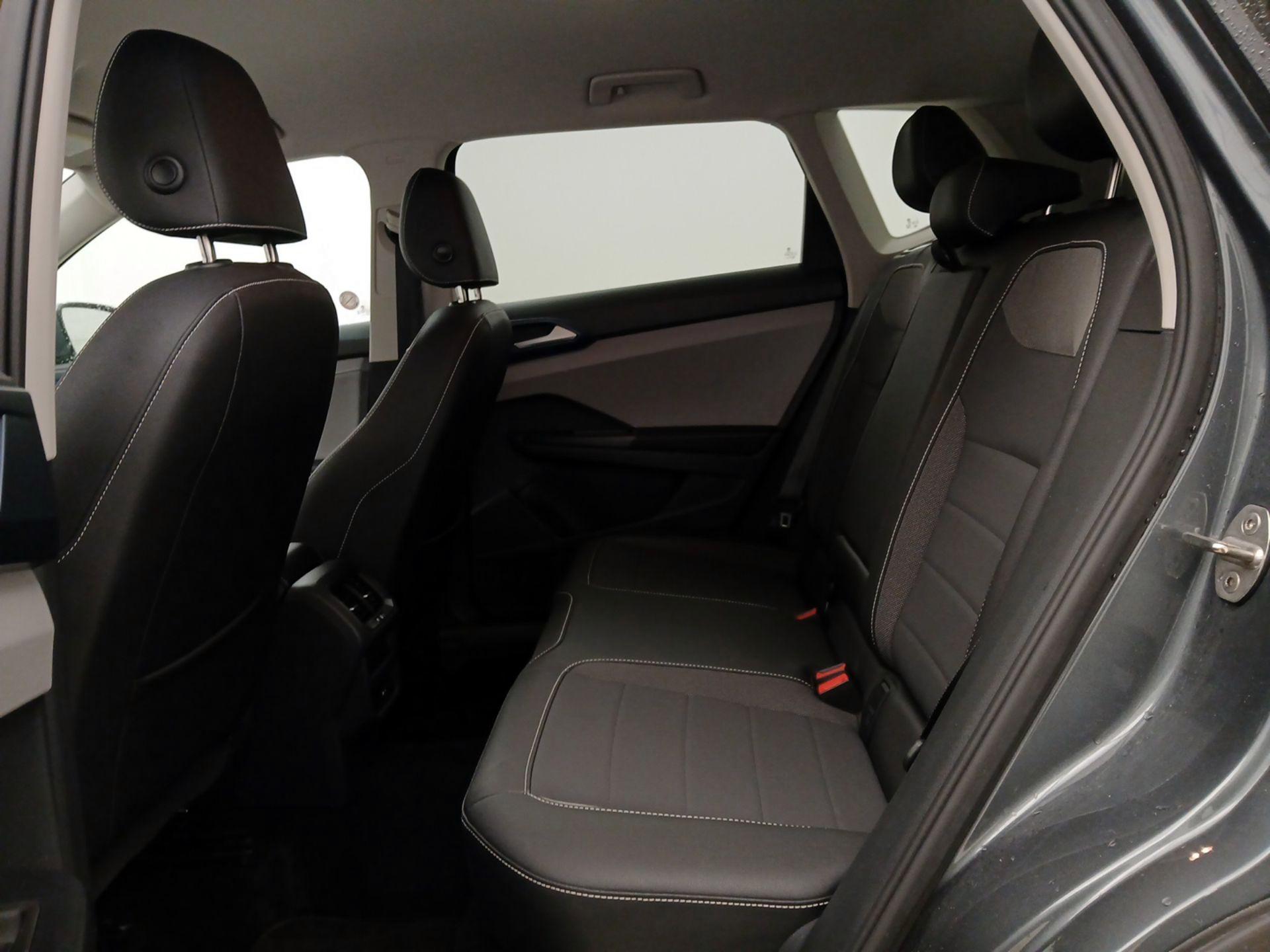 Thumbnail: 2024 Volkswagen Taos - 19