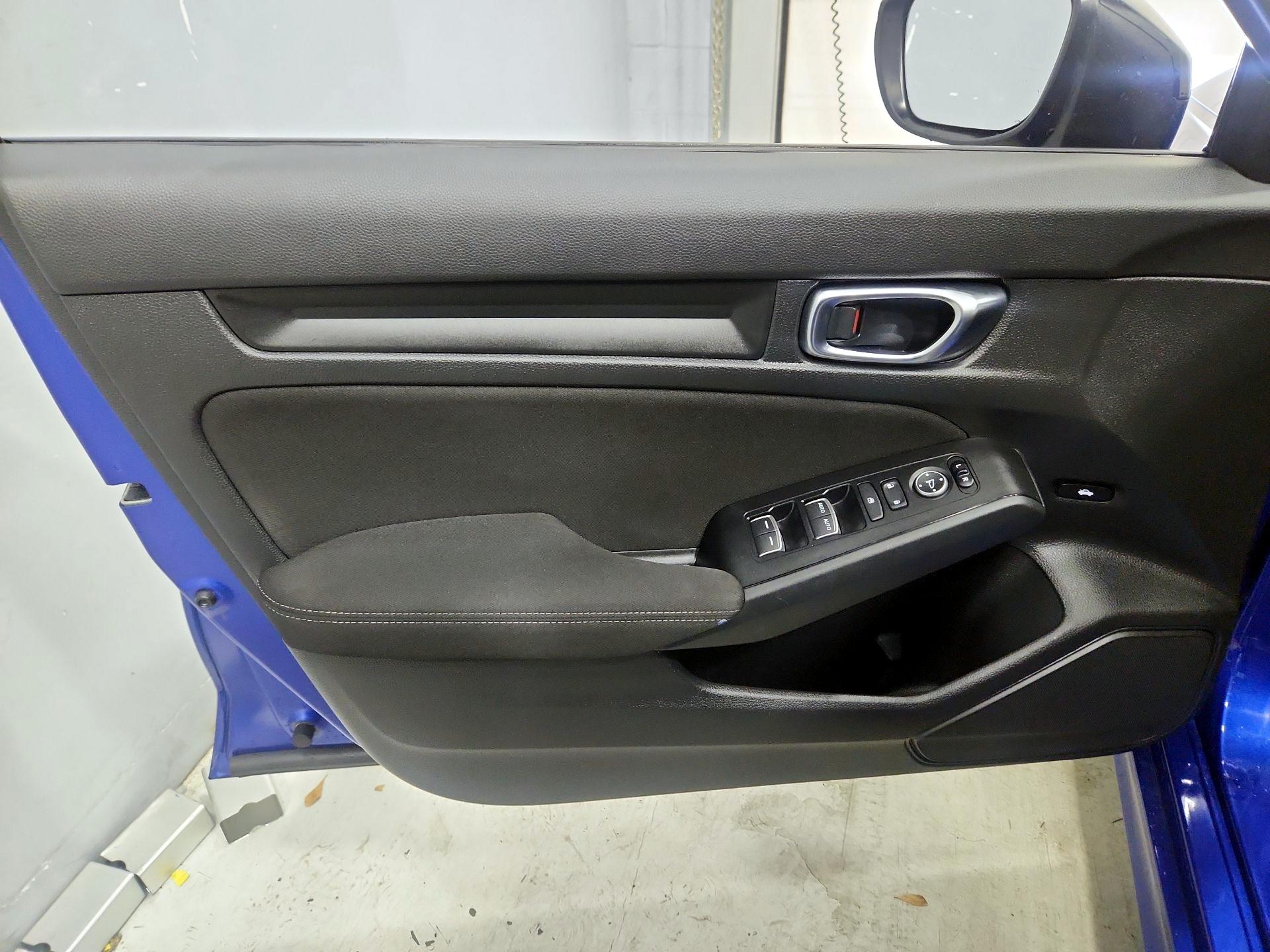 Thumbnail: 2022 Honda Civic - 12